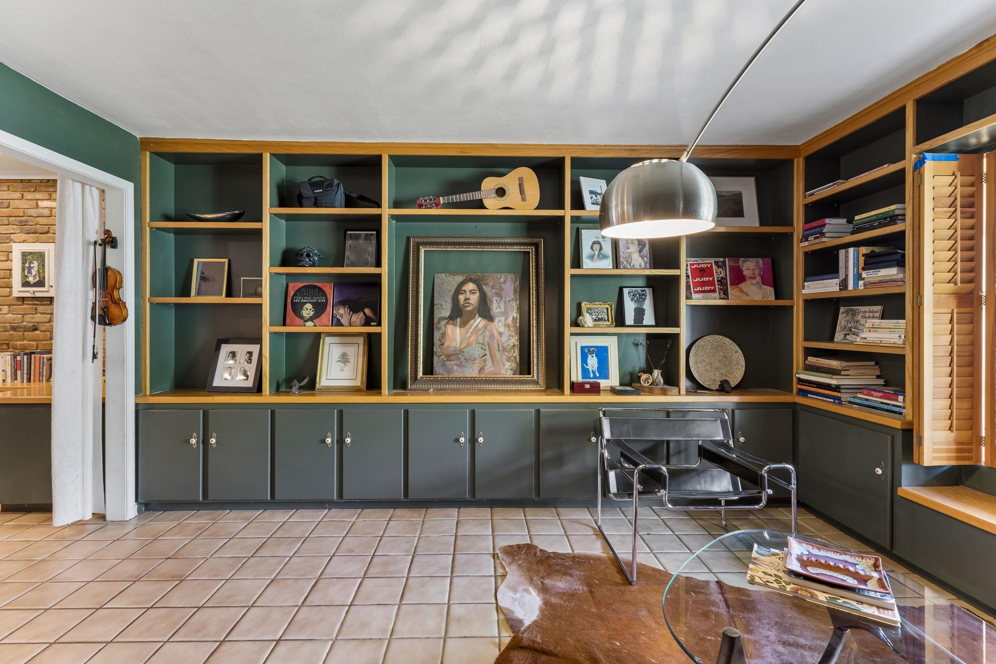 103 W Mimosa CIR