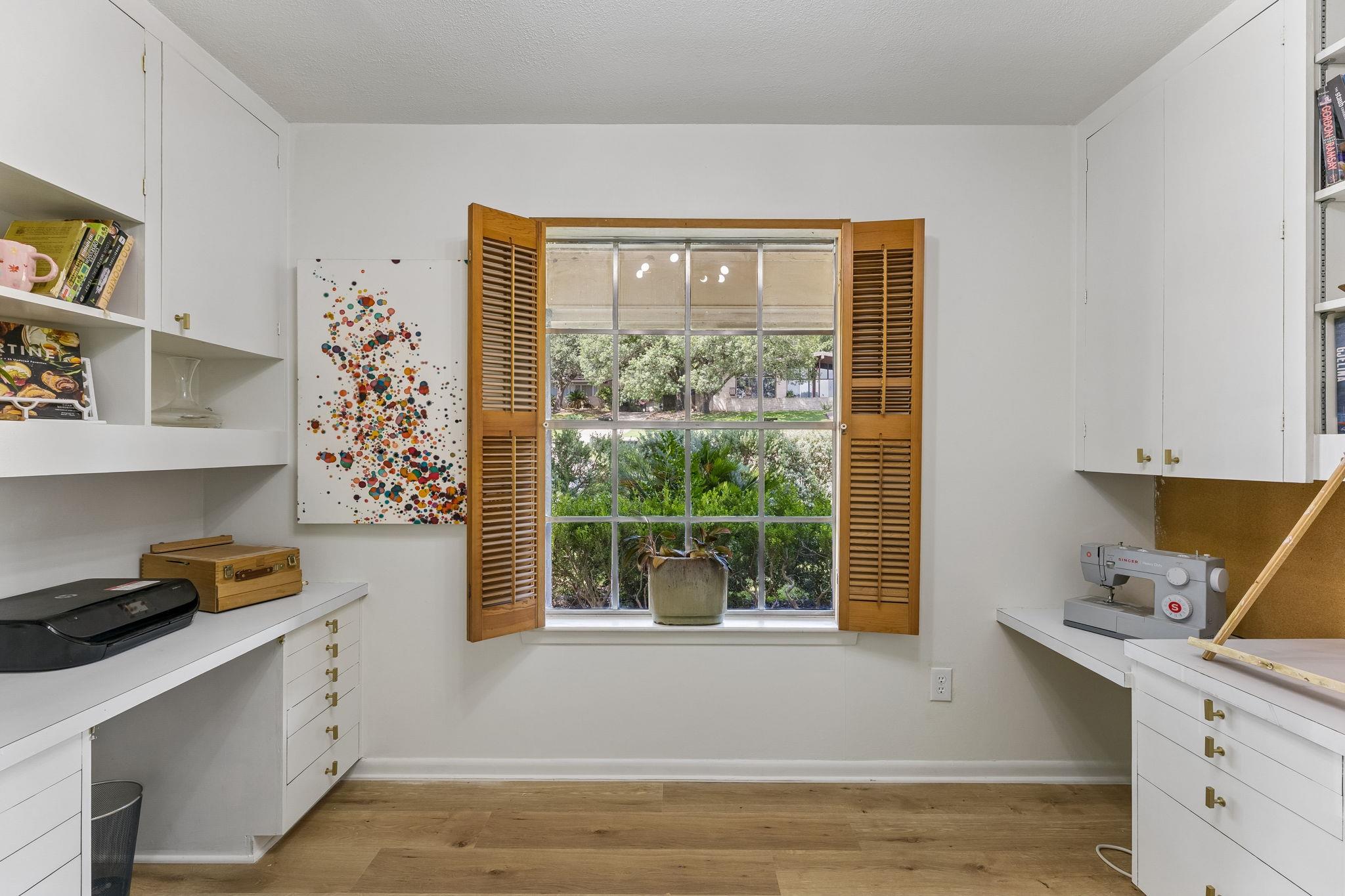 103 W Mimosa CIR