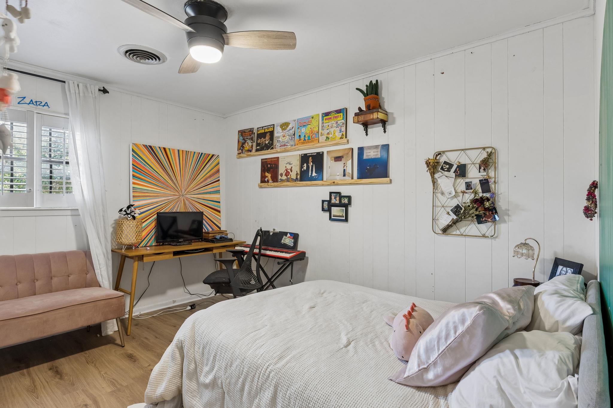 103 W Mimosa CIR