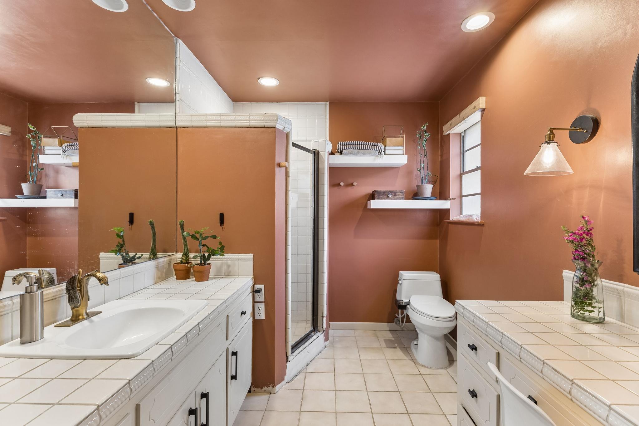 103 W Mimosa CIR