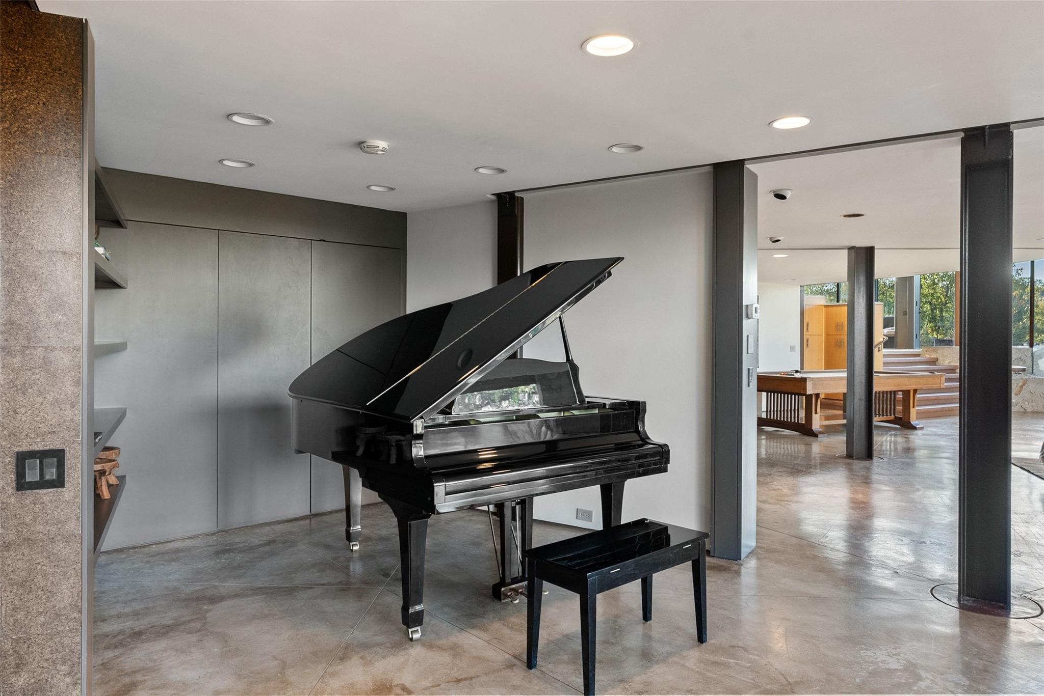 4002 Tyx Trail