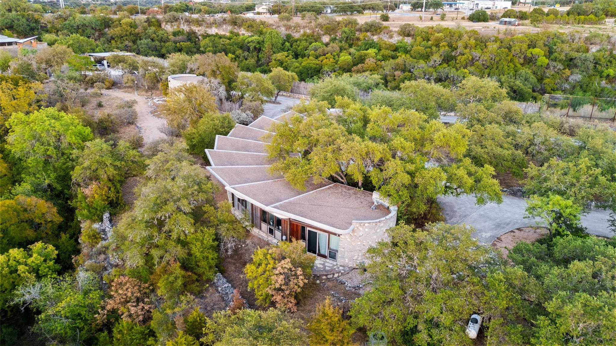 4002 Tyx Trail