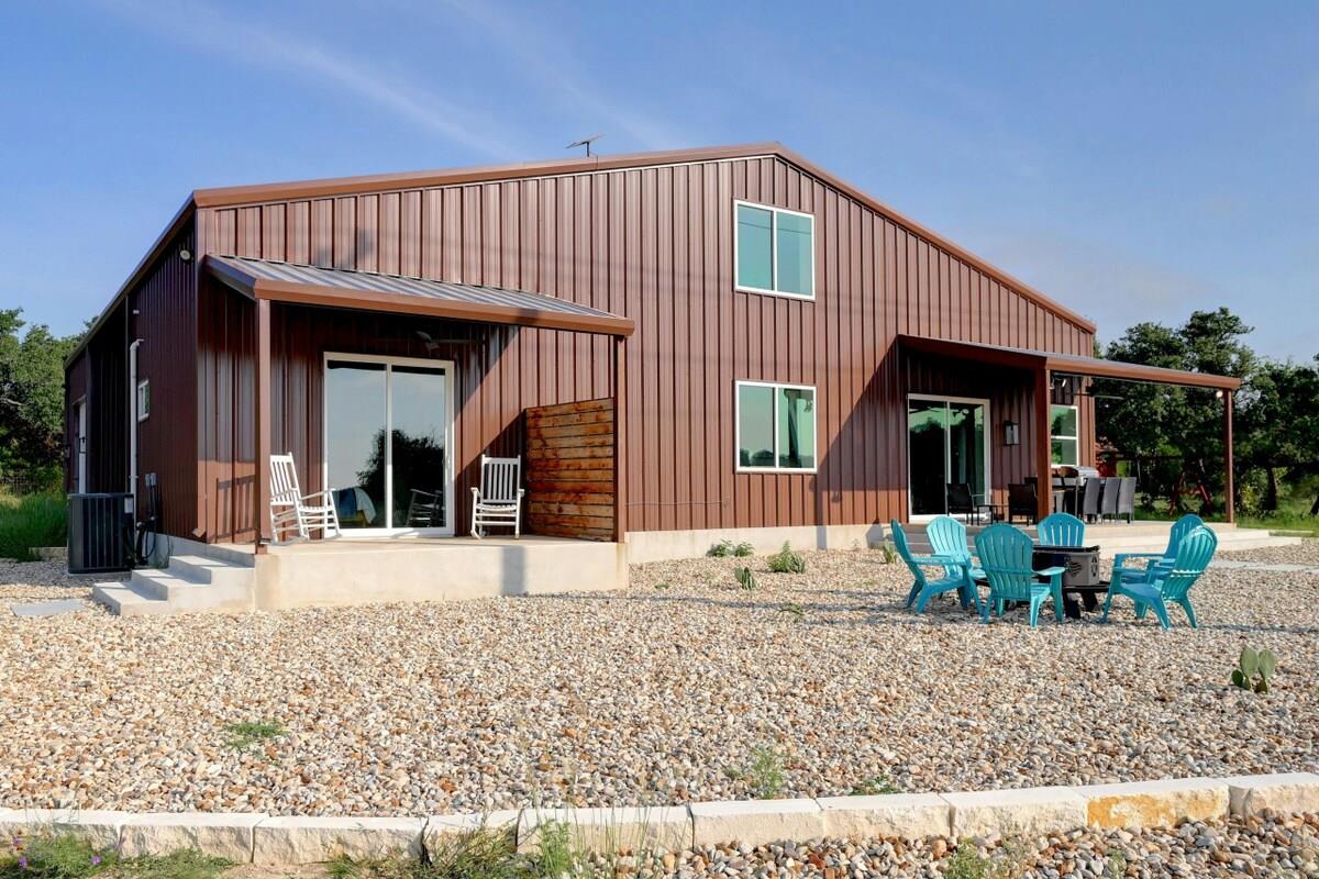 8952 Ranch Rd 165
