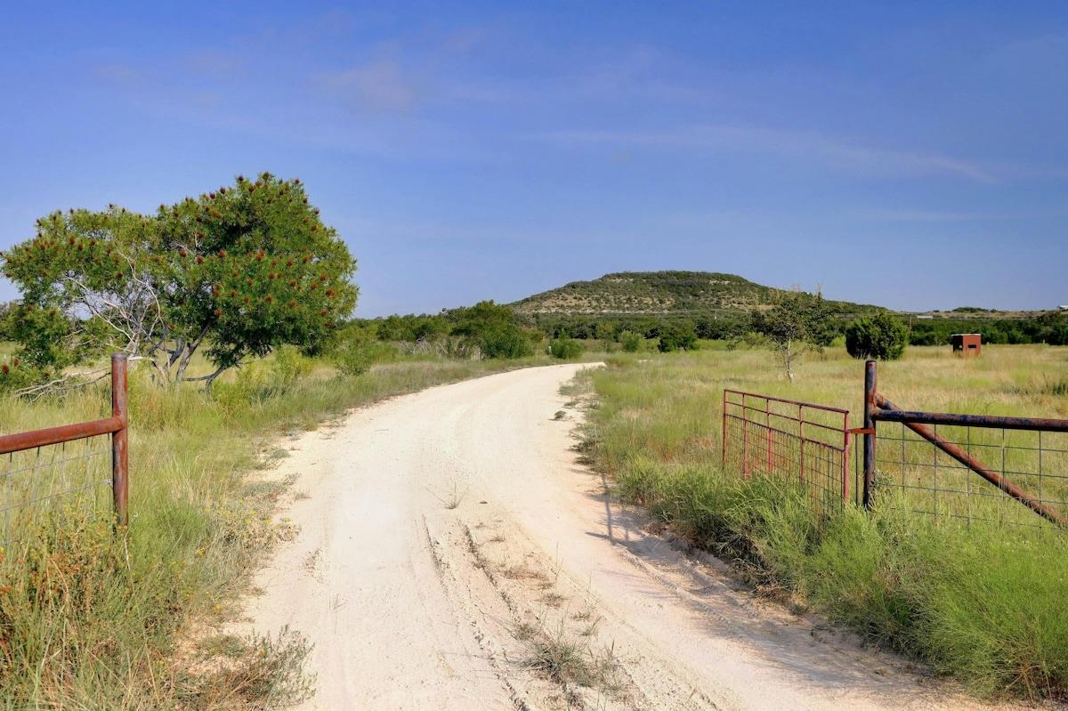 8952 Ranch Rd 165