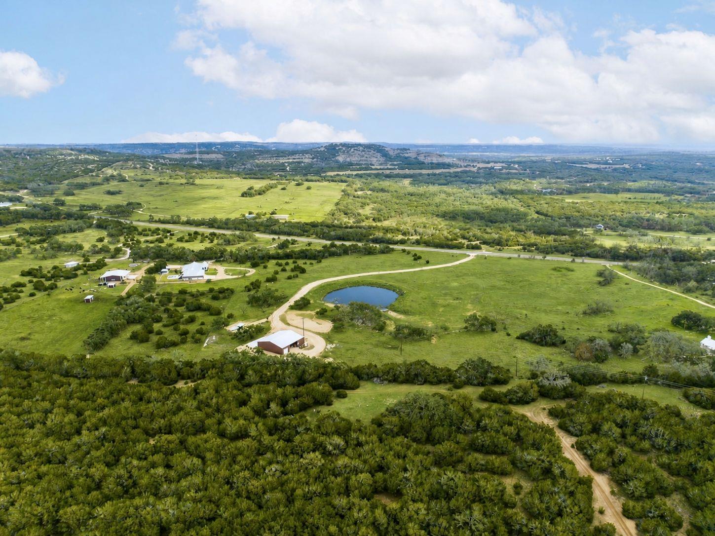 8952 Ranch Rd 165
