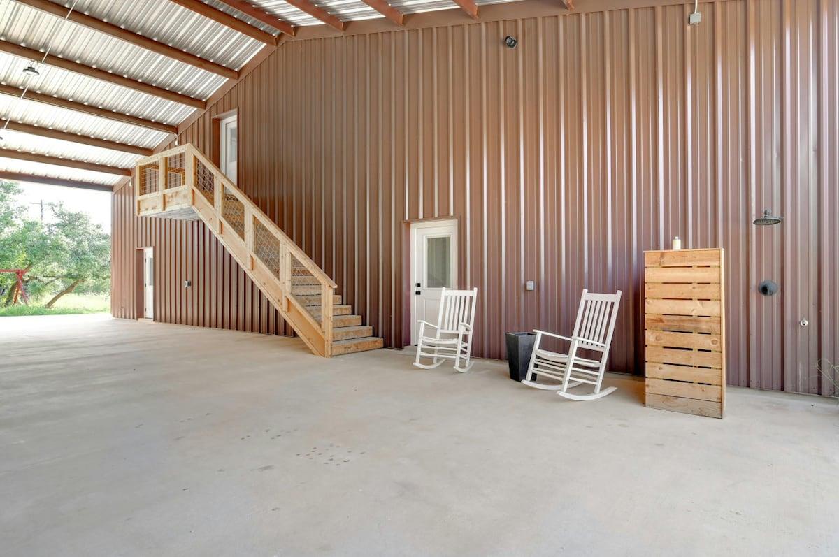 8952 Ranch Rd 165