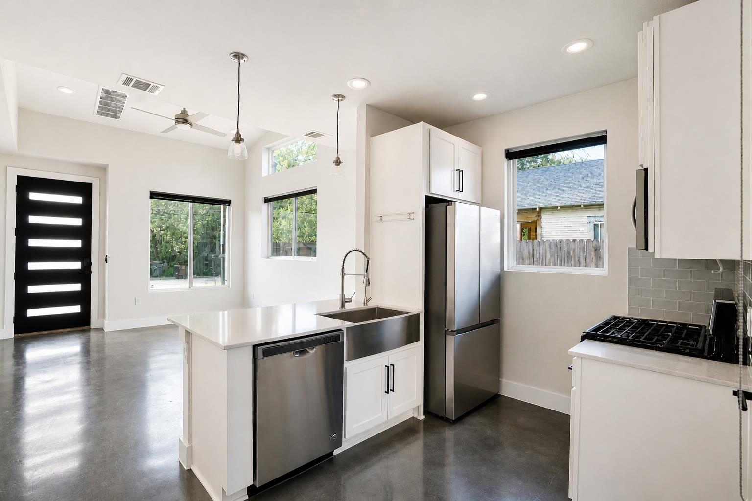 1123 Omega Ave # 1