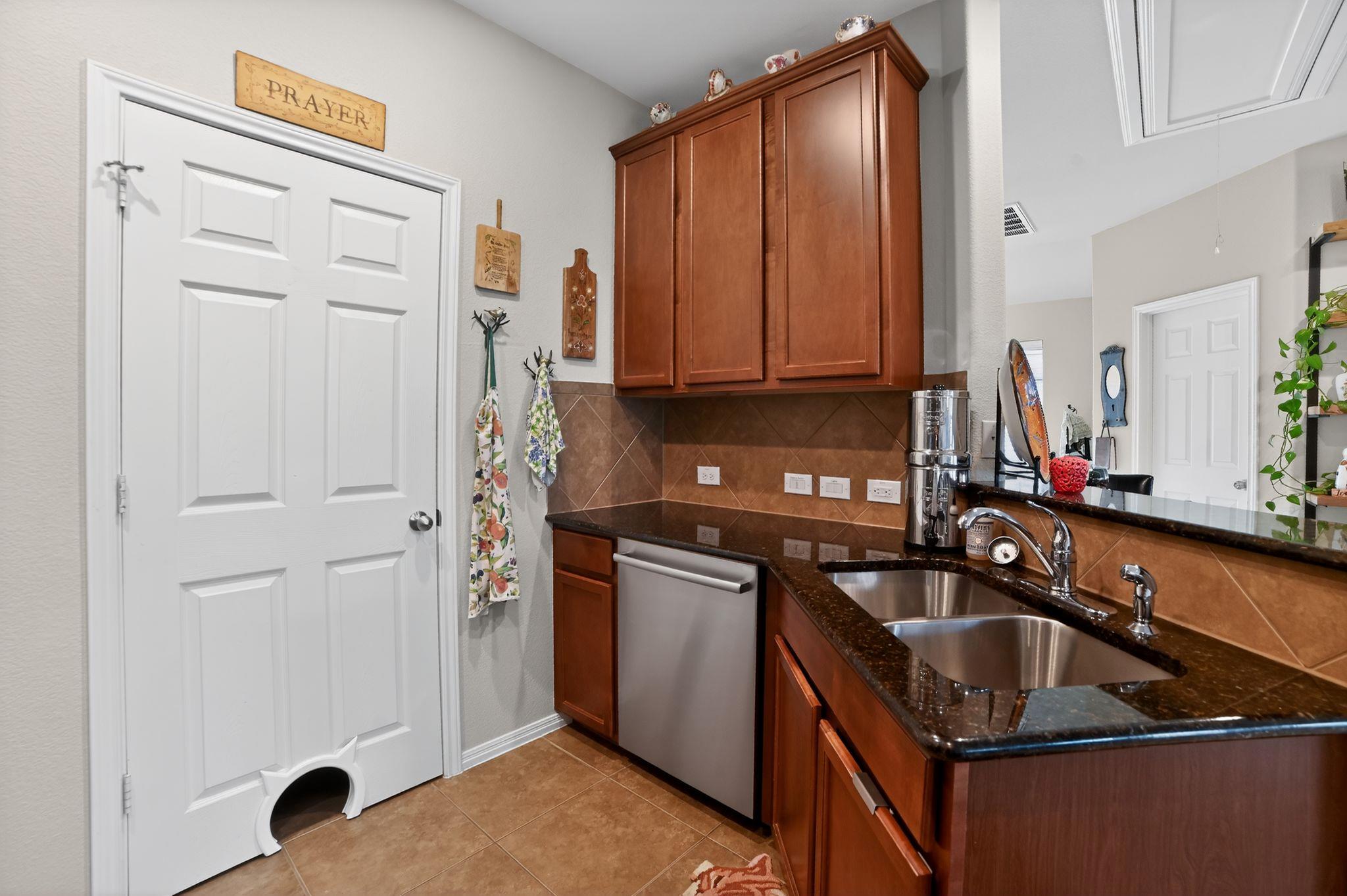 3101 Davis LN # 9101