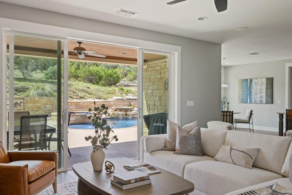 1051 Trailhead CIR
