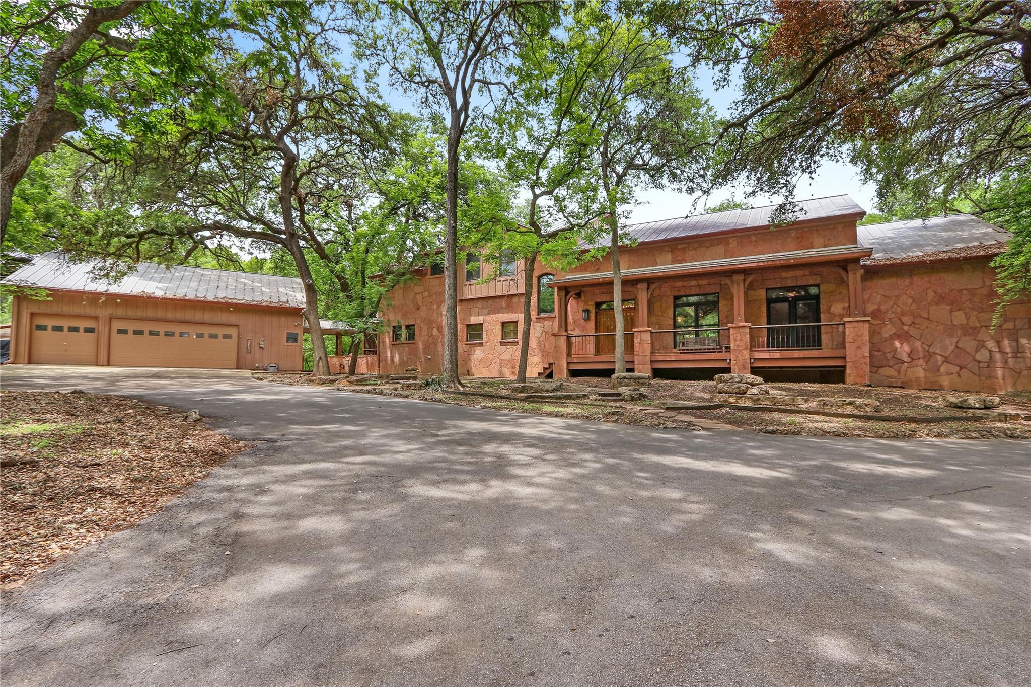 400 E BLANCO BEND RD