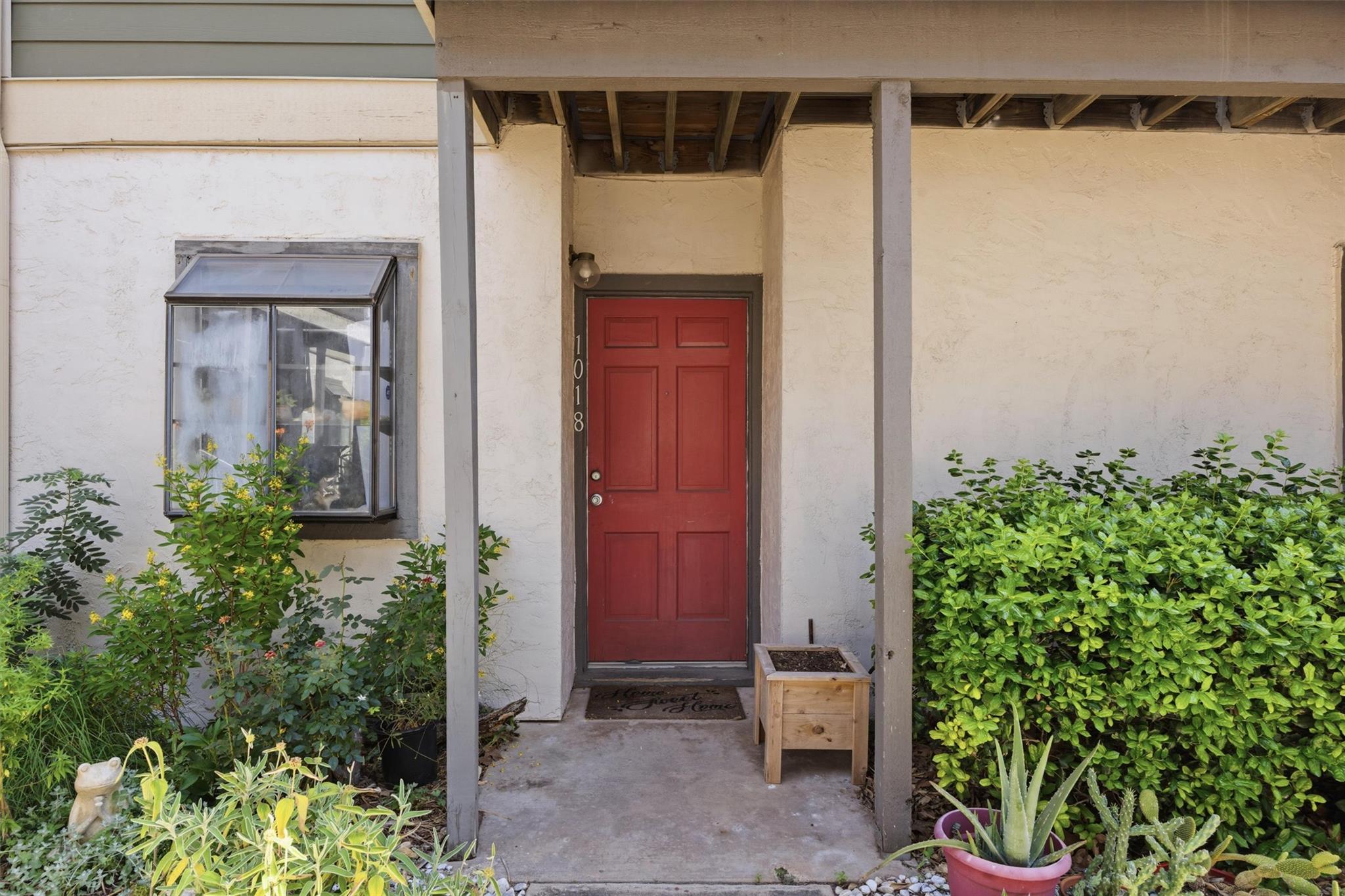 2215 Post RD # 1018