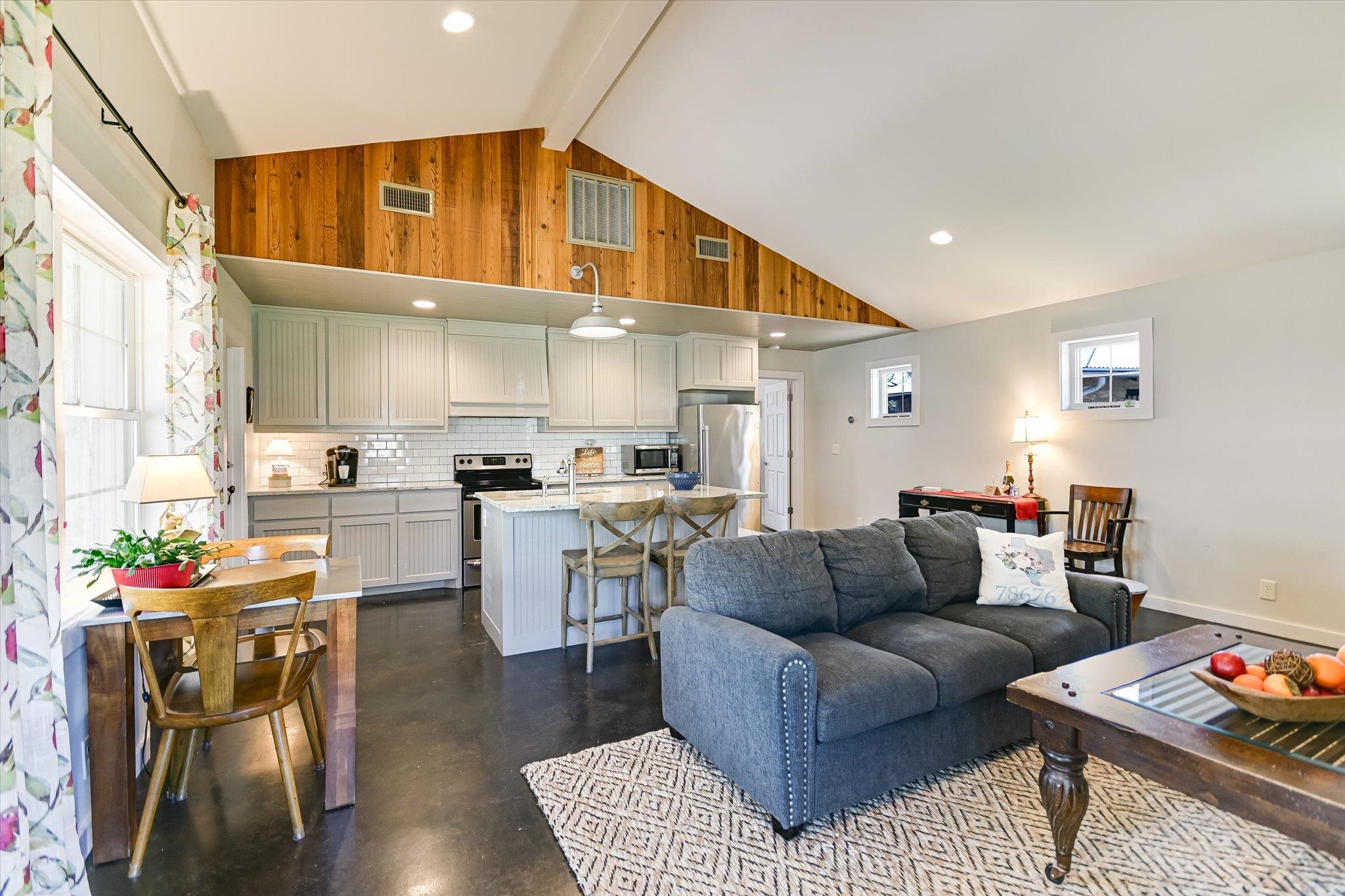 300 MILL RACE LN # 4
