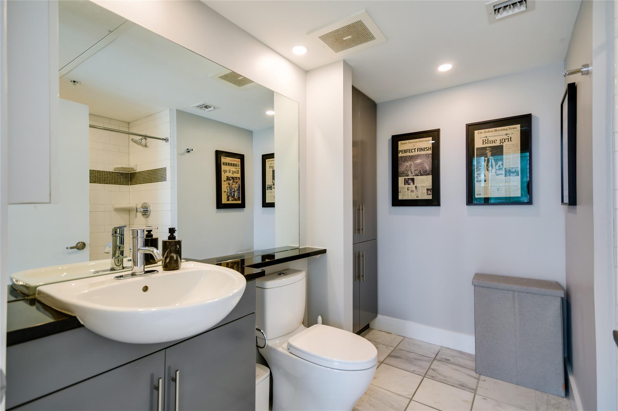 300 Bowie ST # 1403