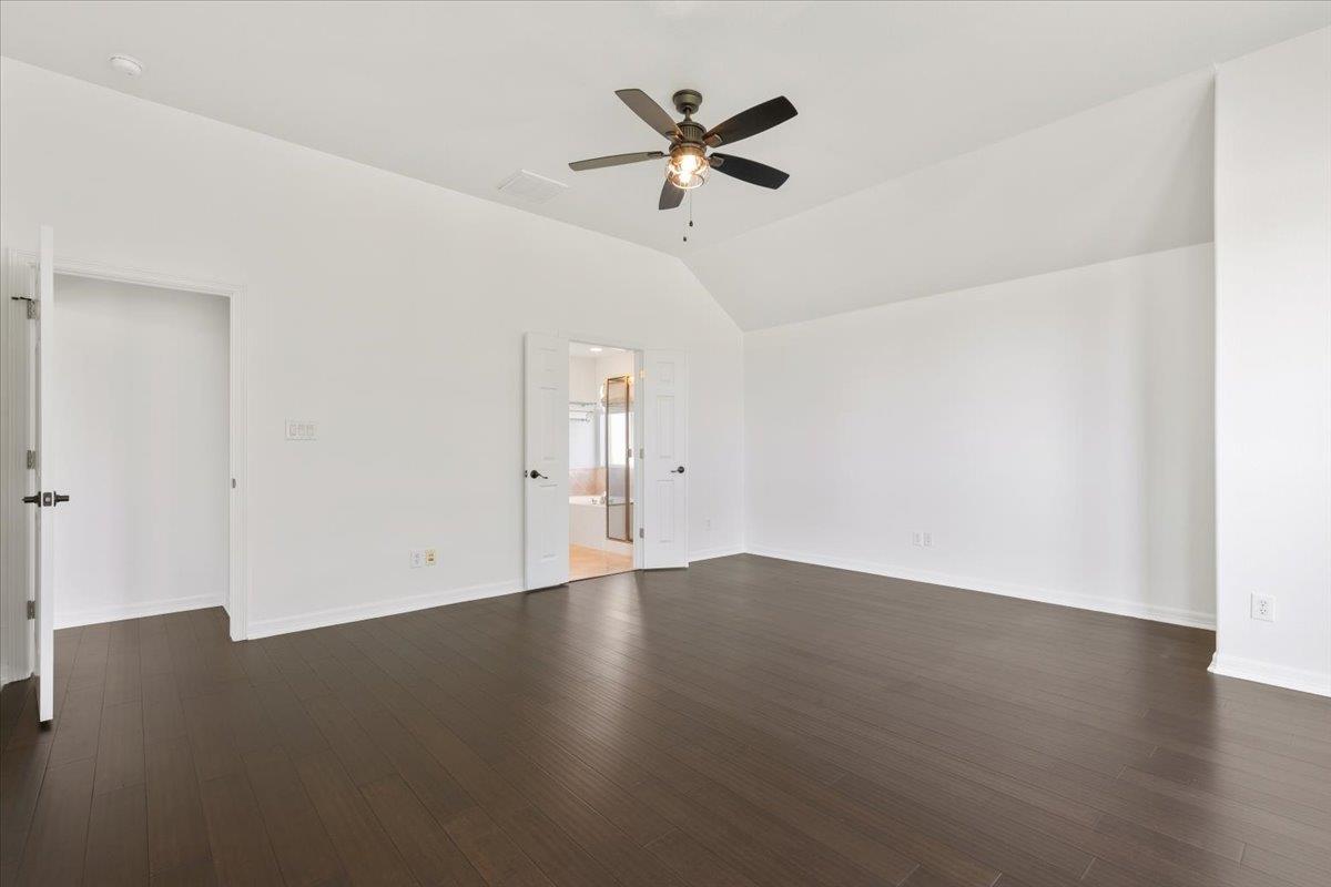 808 Bent Wood PL