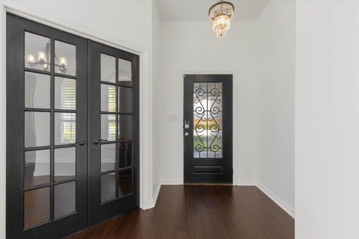 808 Bent Wood PL