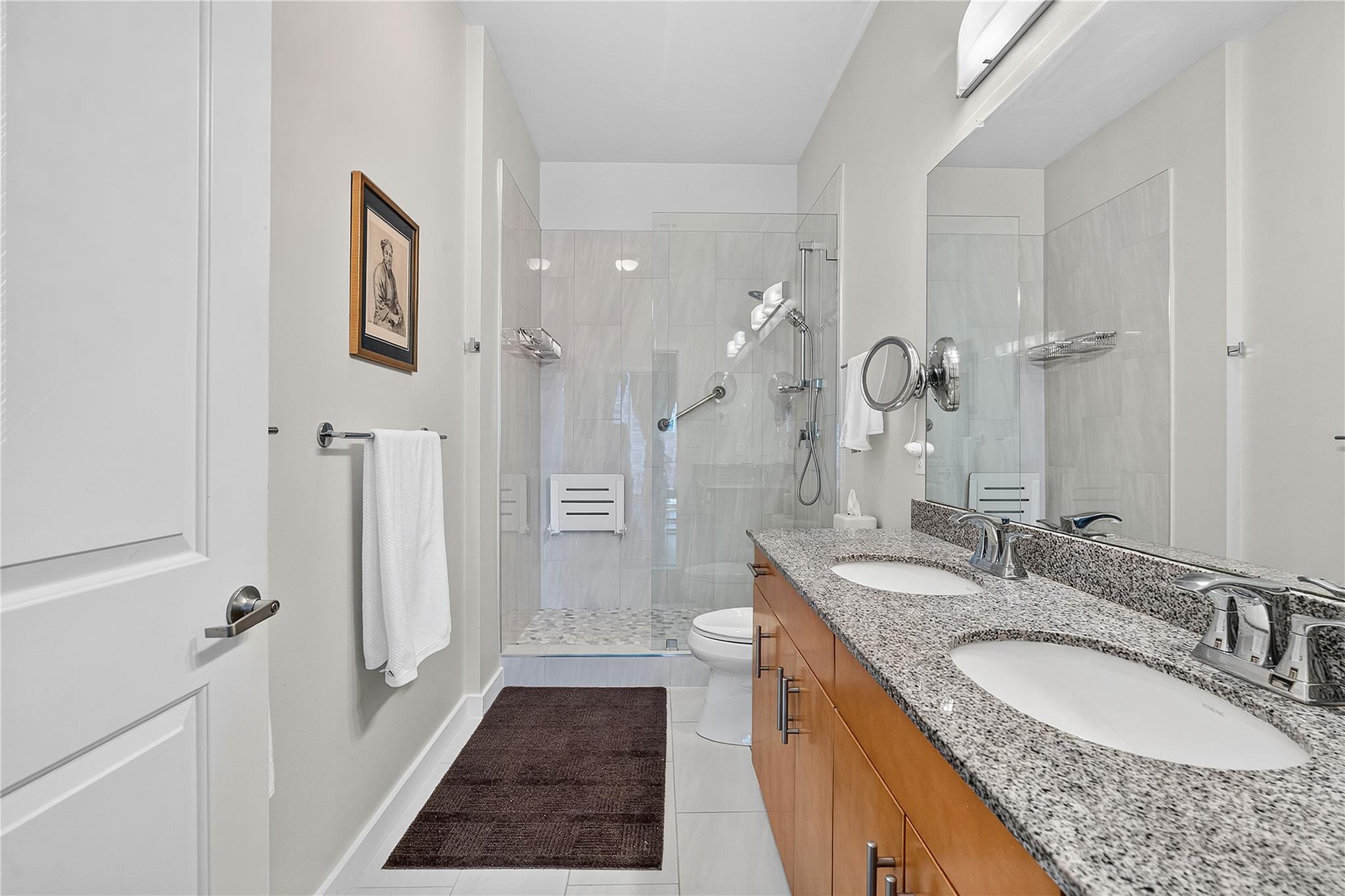 360 Nueces ST # 1604