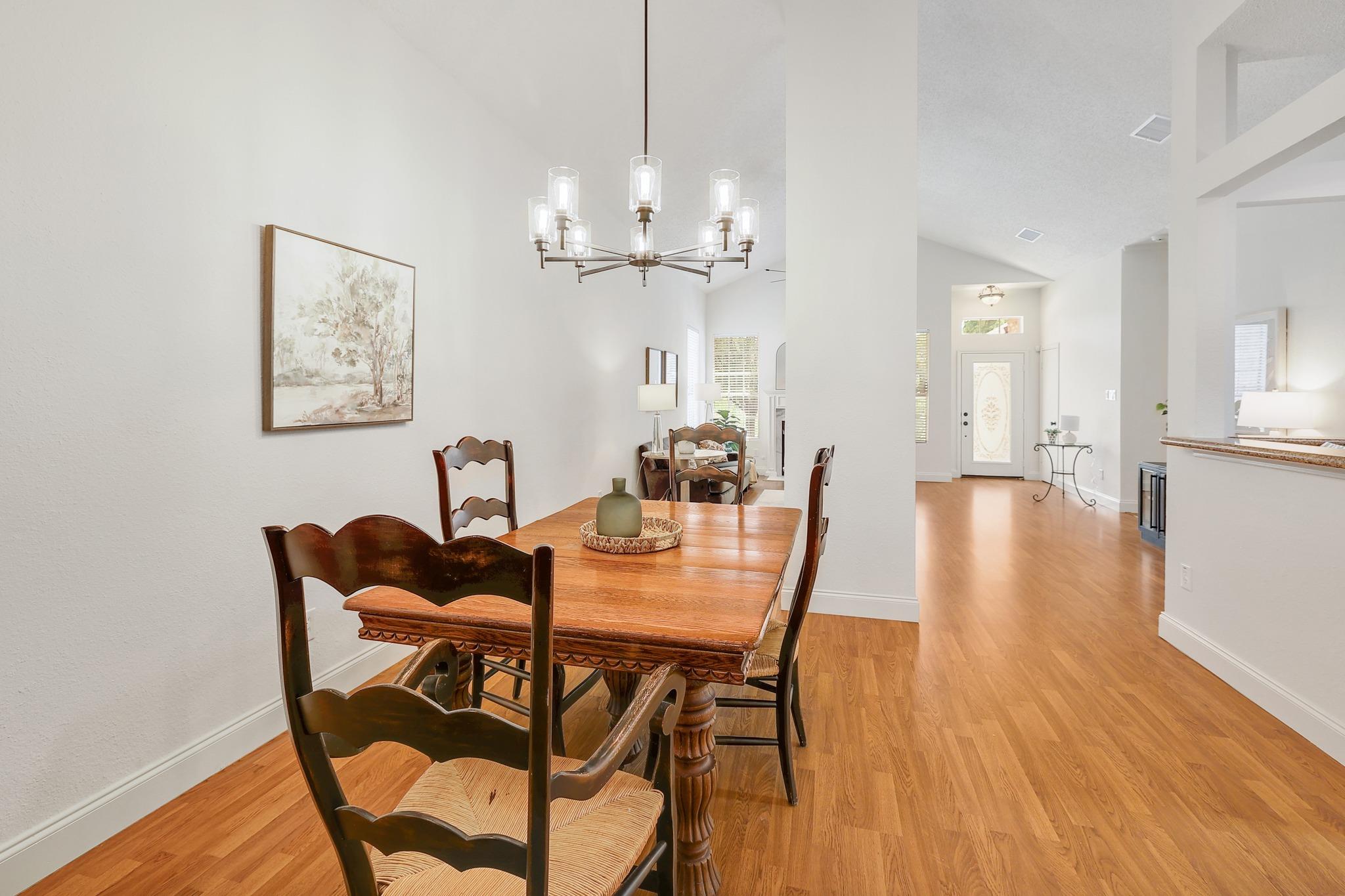 2012 Castle View DR