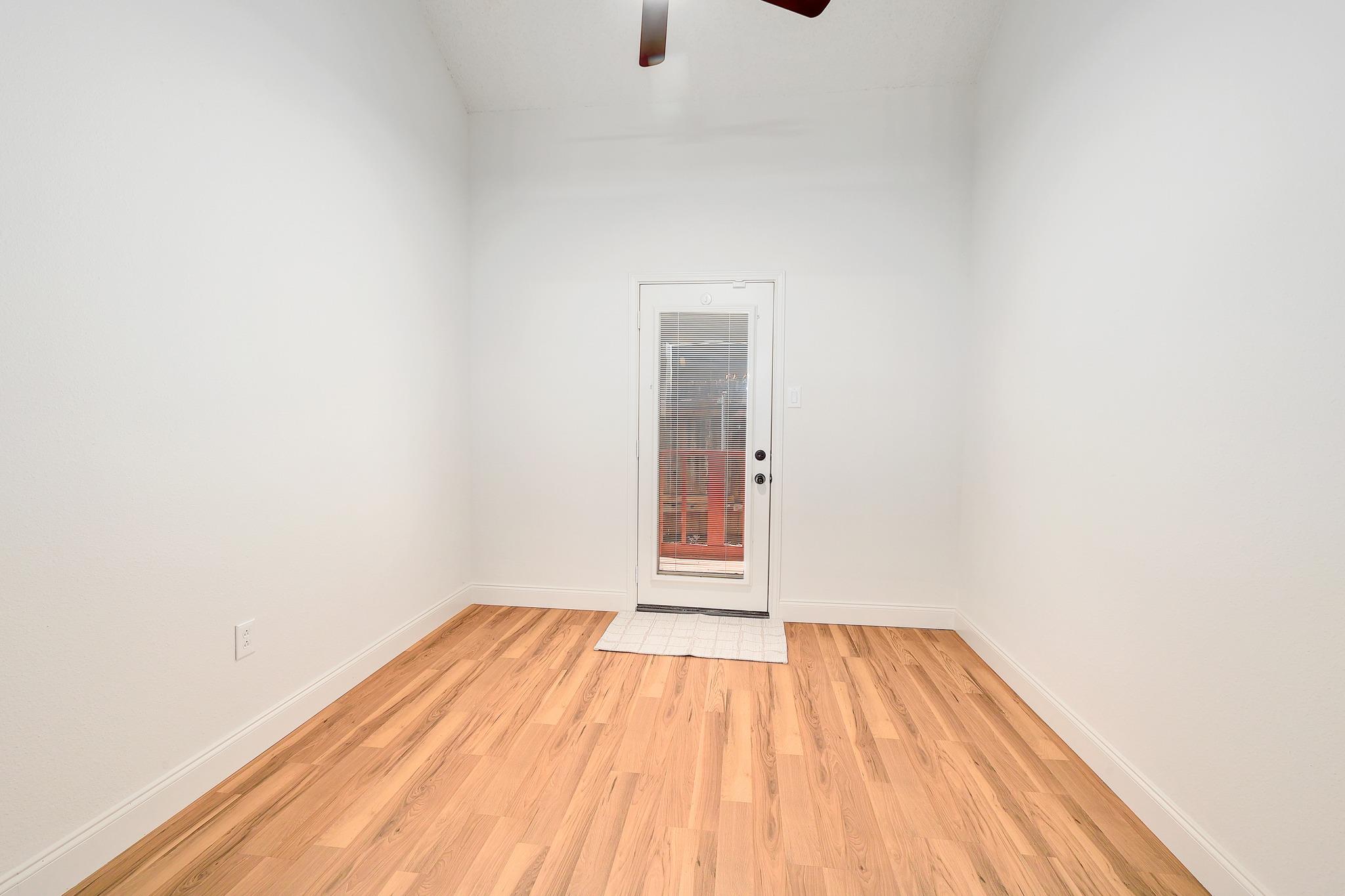 2012 Castle View DR