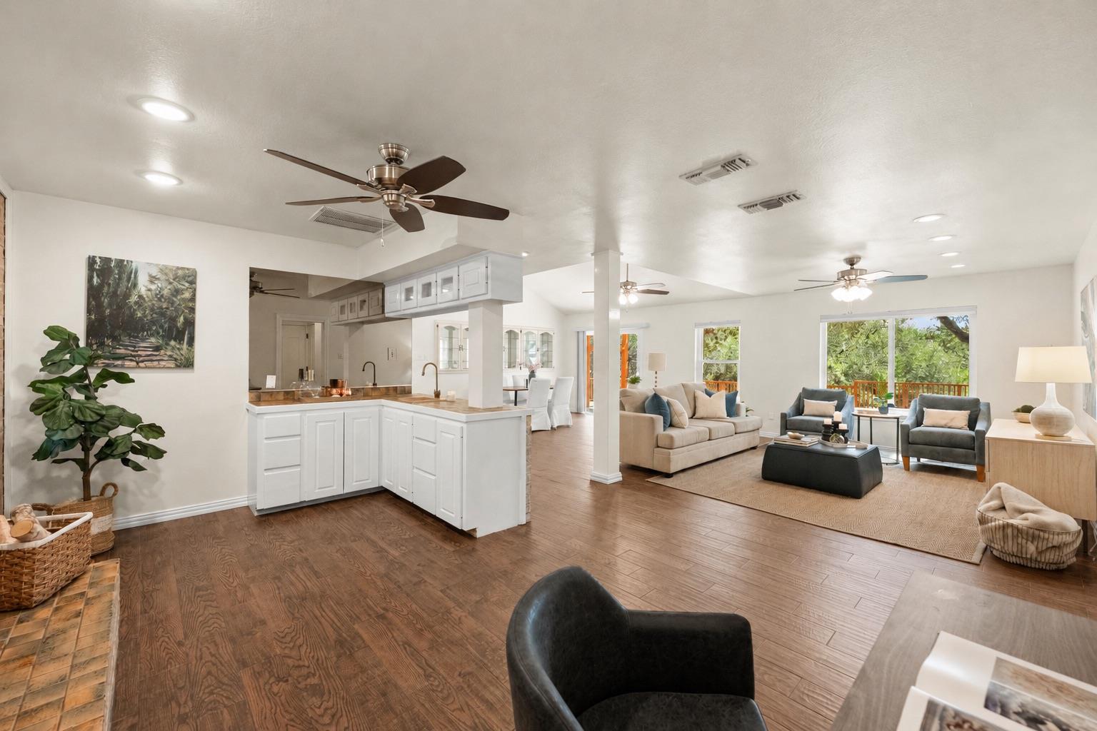 224 Hurst Creek RD