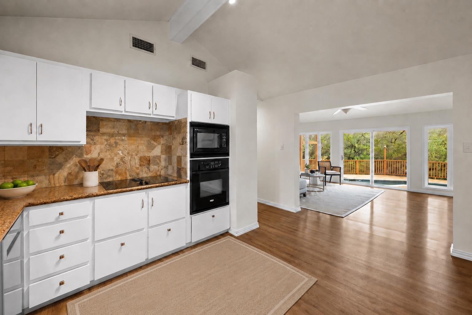 224 Hurst Creek RD