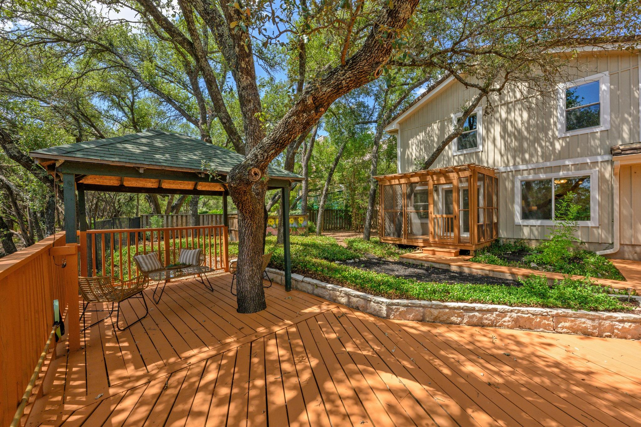 224 Hurst Creek RD