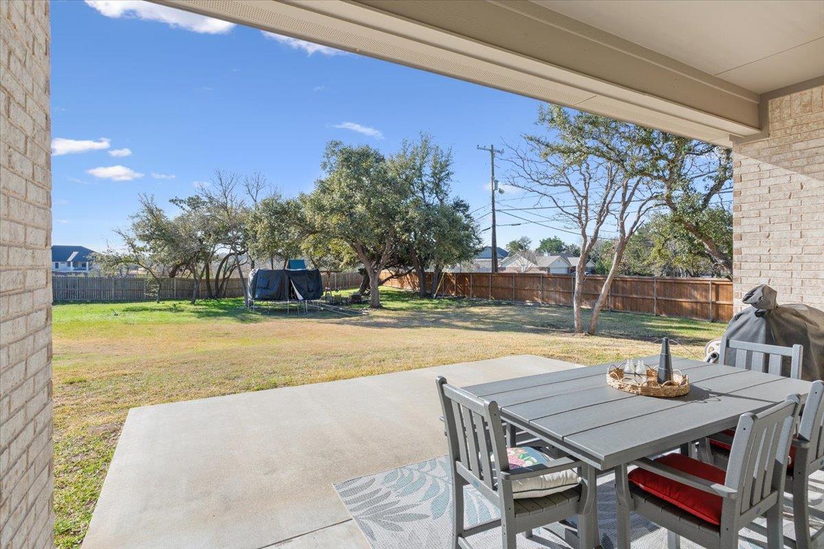 102 Rancho Del Lago LN