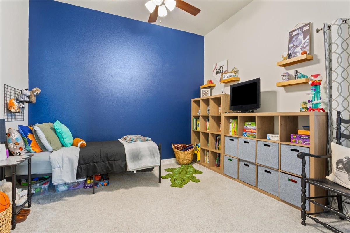 102 Rancho Del Lago LN