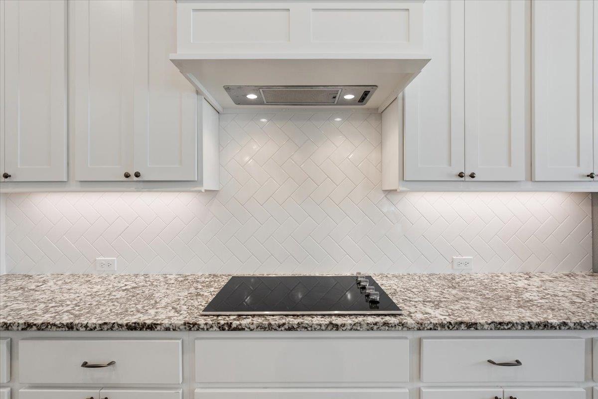 102 Rancho Del Lago LN