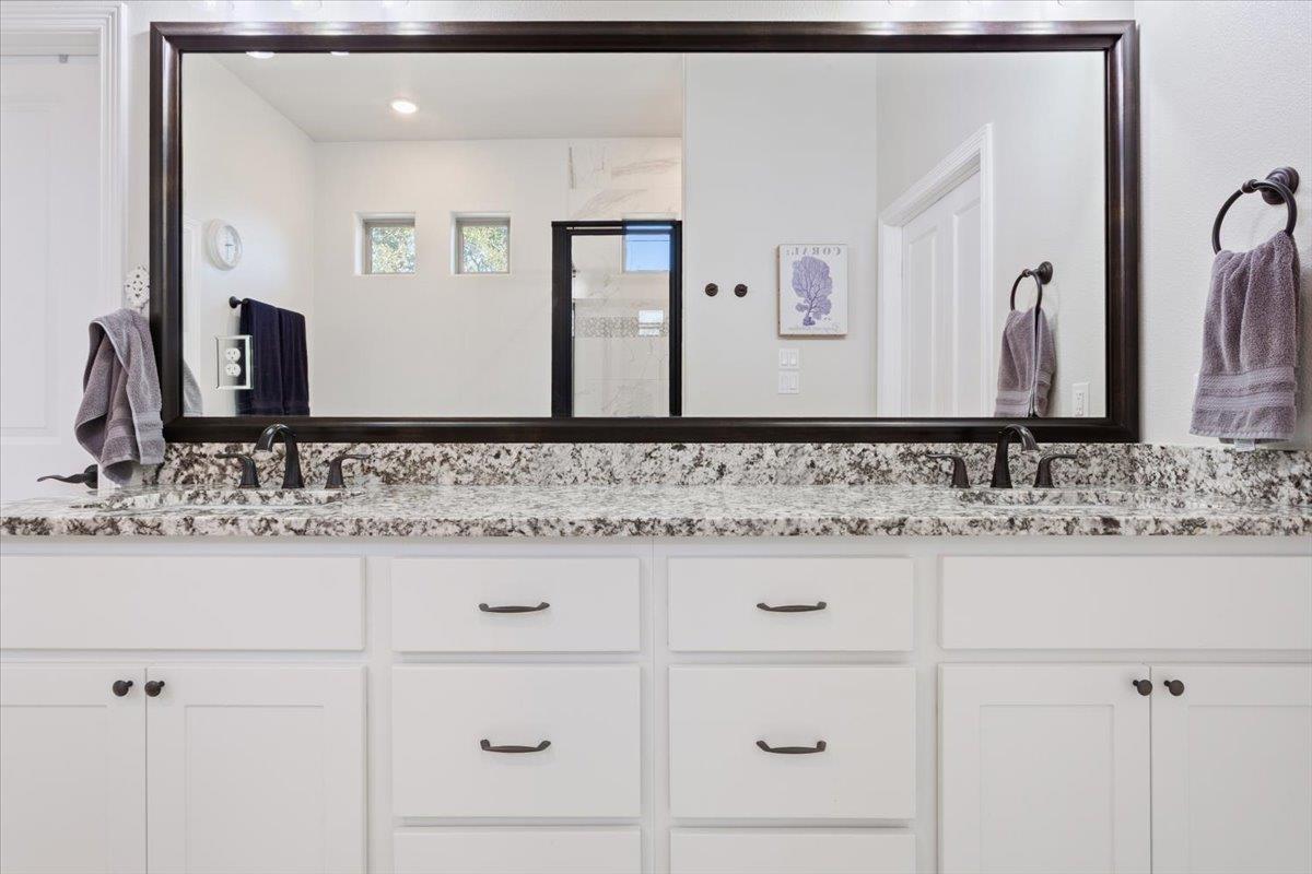 102 Rancho Del Lago LN