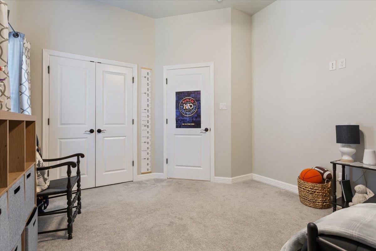 102 Rancho Del Lago LN