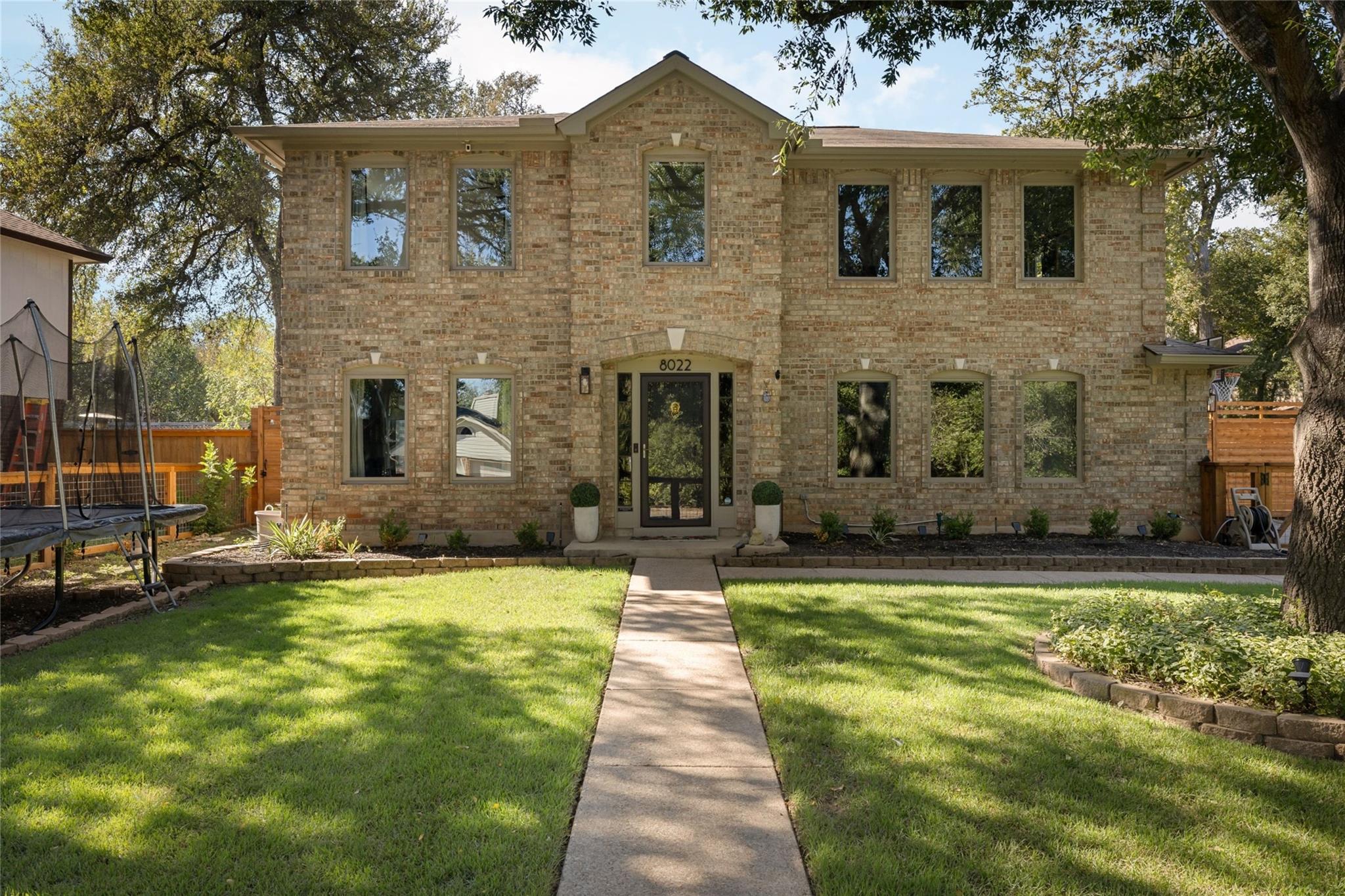 8022 Doe Meadow DR