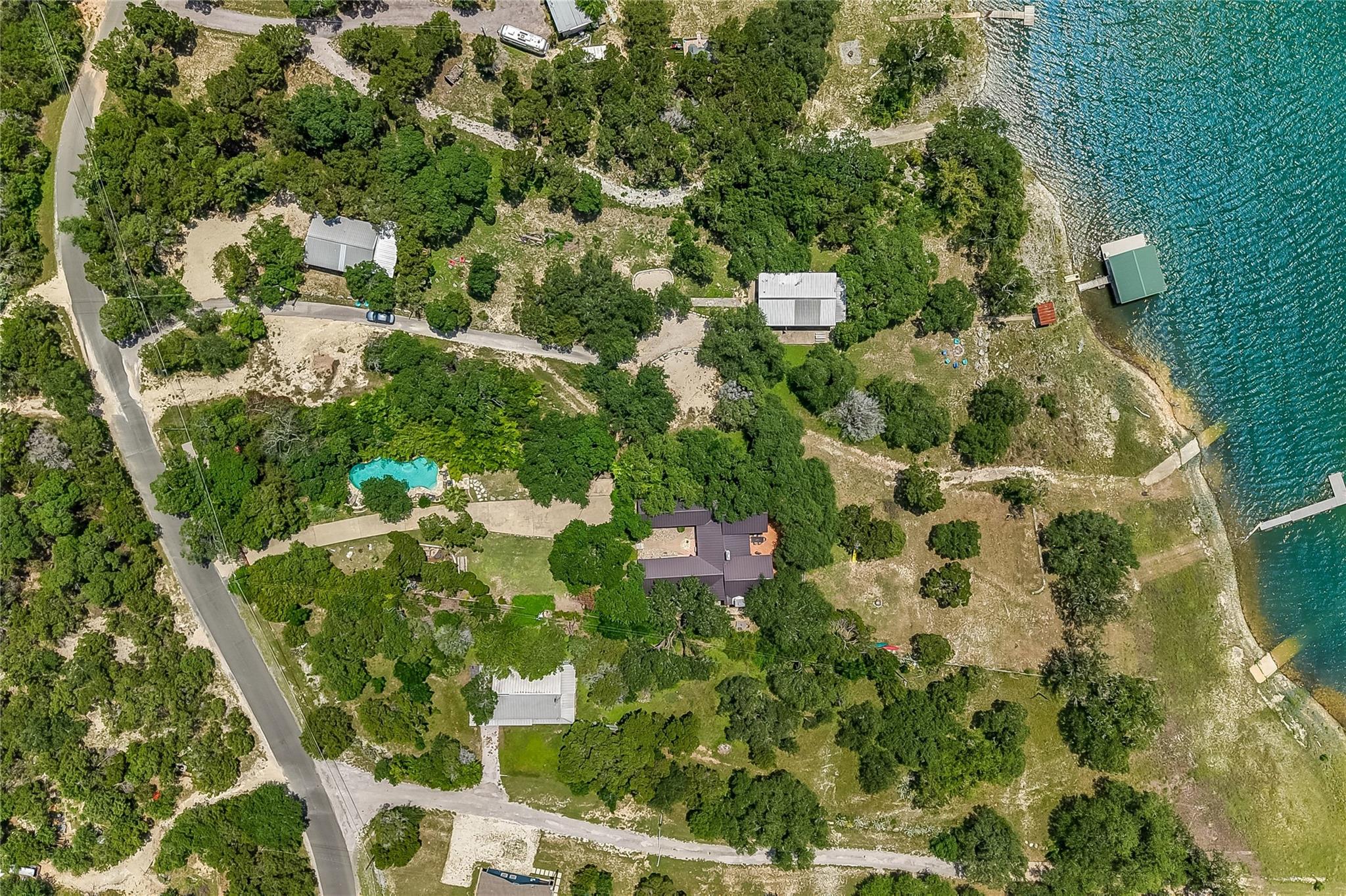 11104 Beach RD