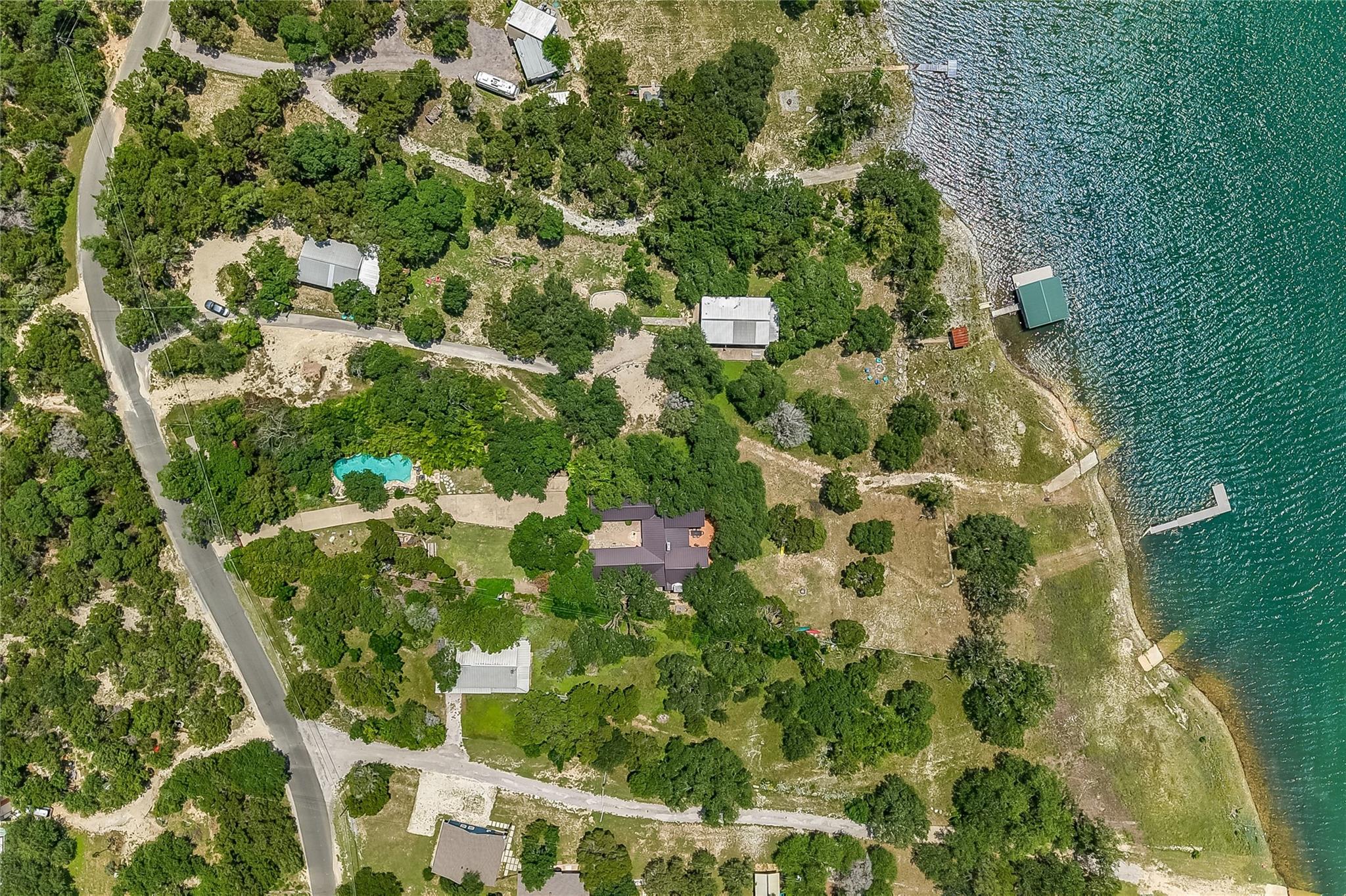 11104 Beach RD