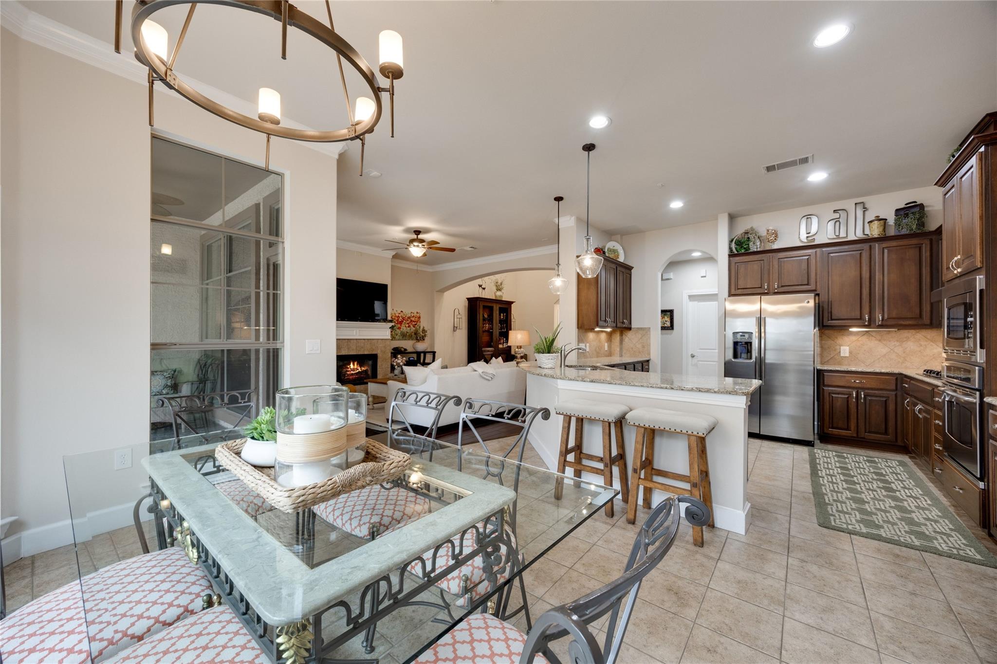 7800 Southwest PKWY # 412
