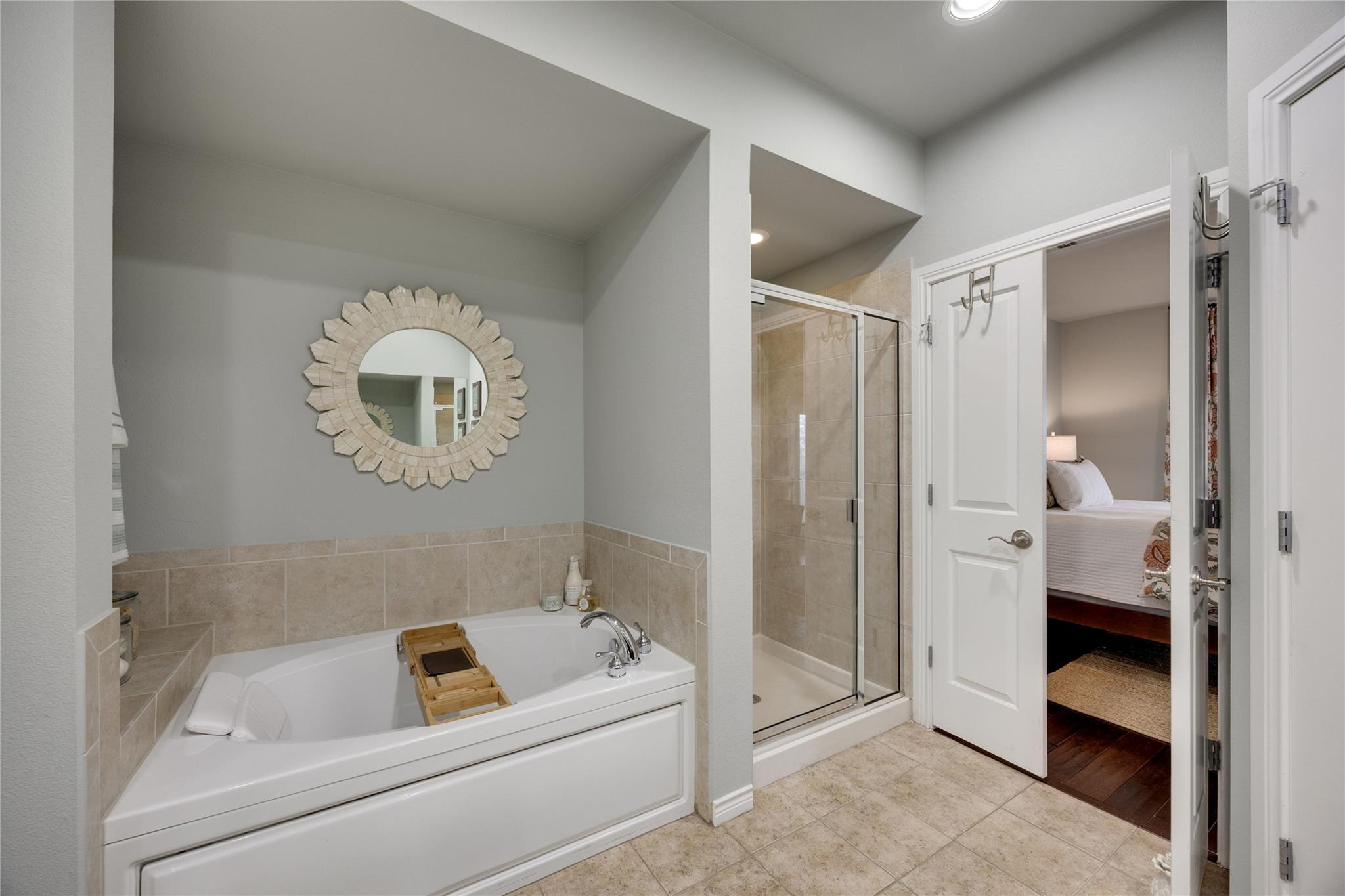 7800 Southwest PKWY # 412
