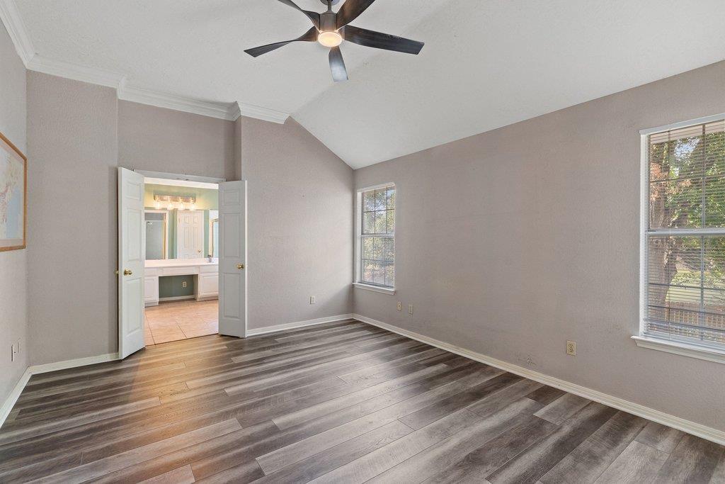 6215 John Chisum LN