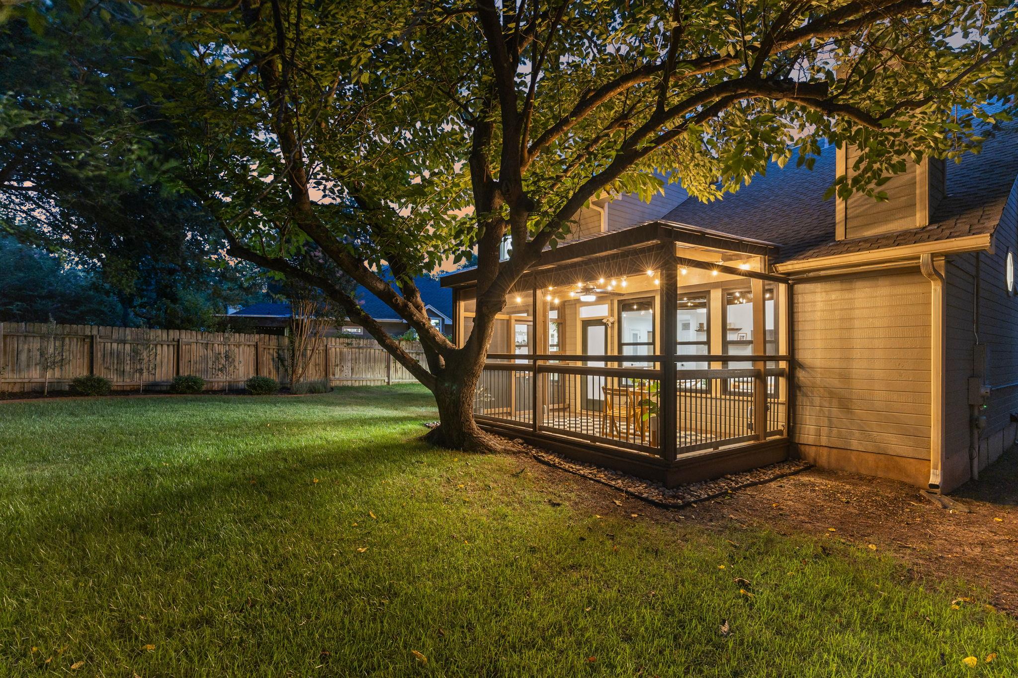 15708 Monona CV