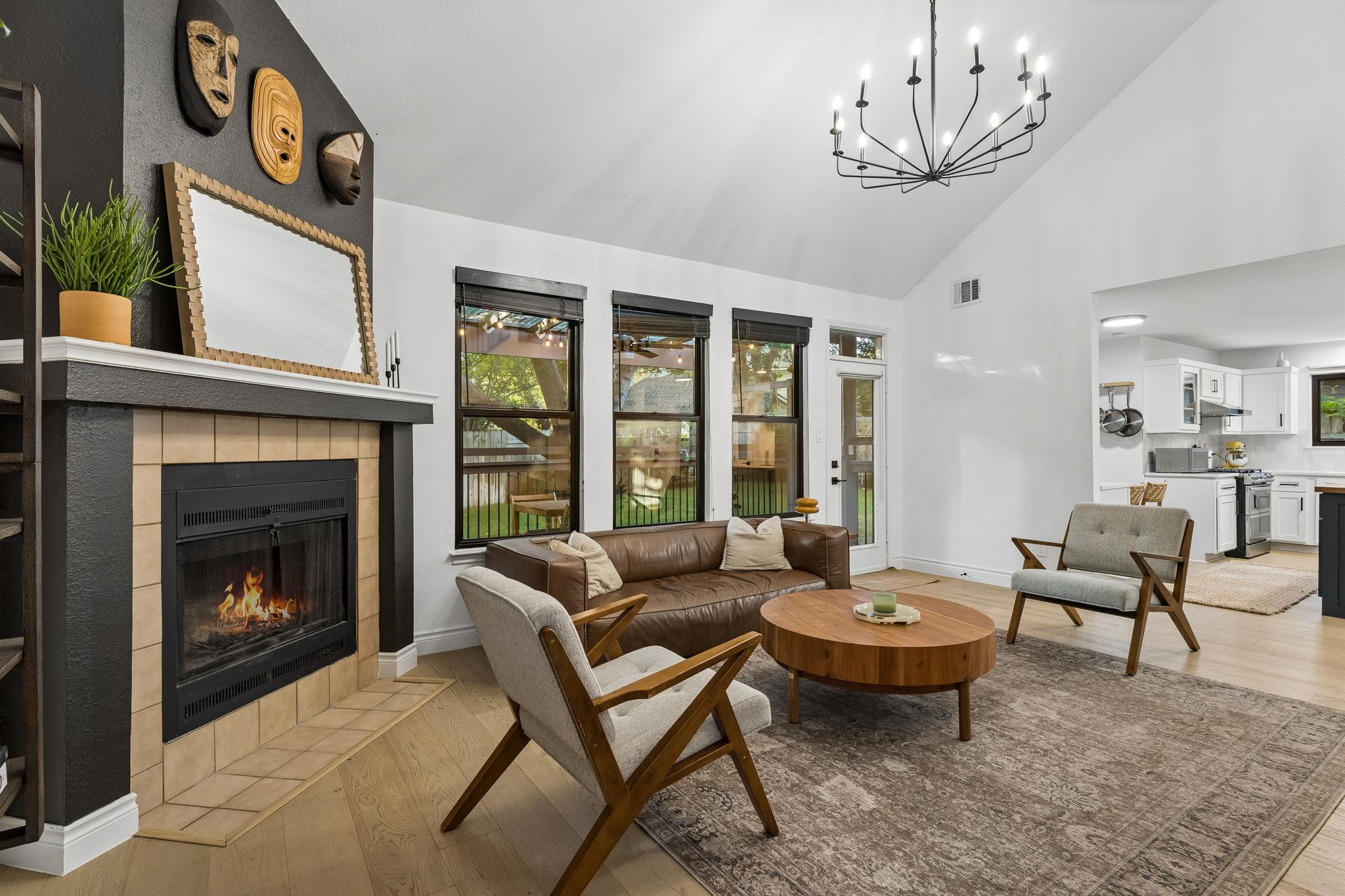 15708 Monona CV