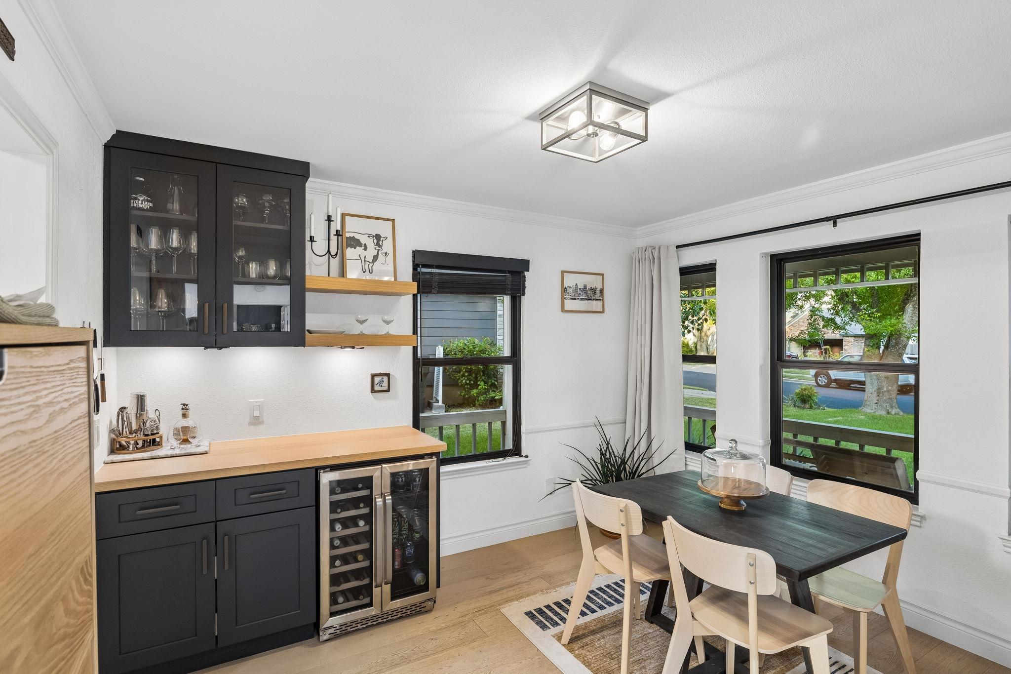 15708 Monona CV