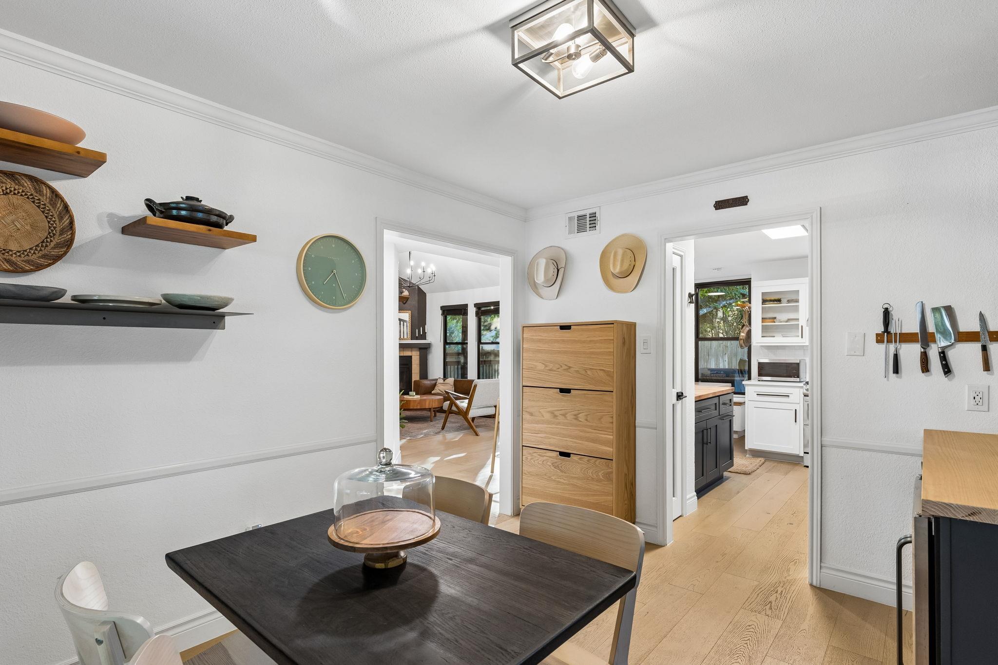 15708 Monona CV