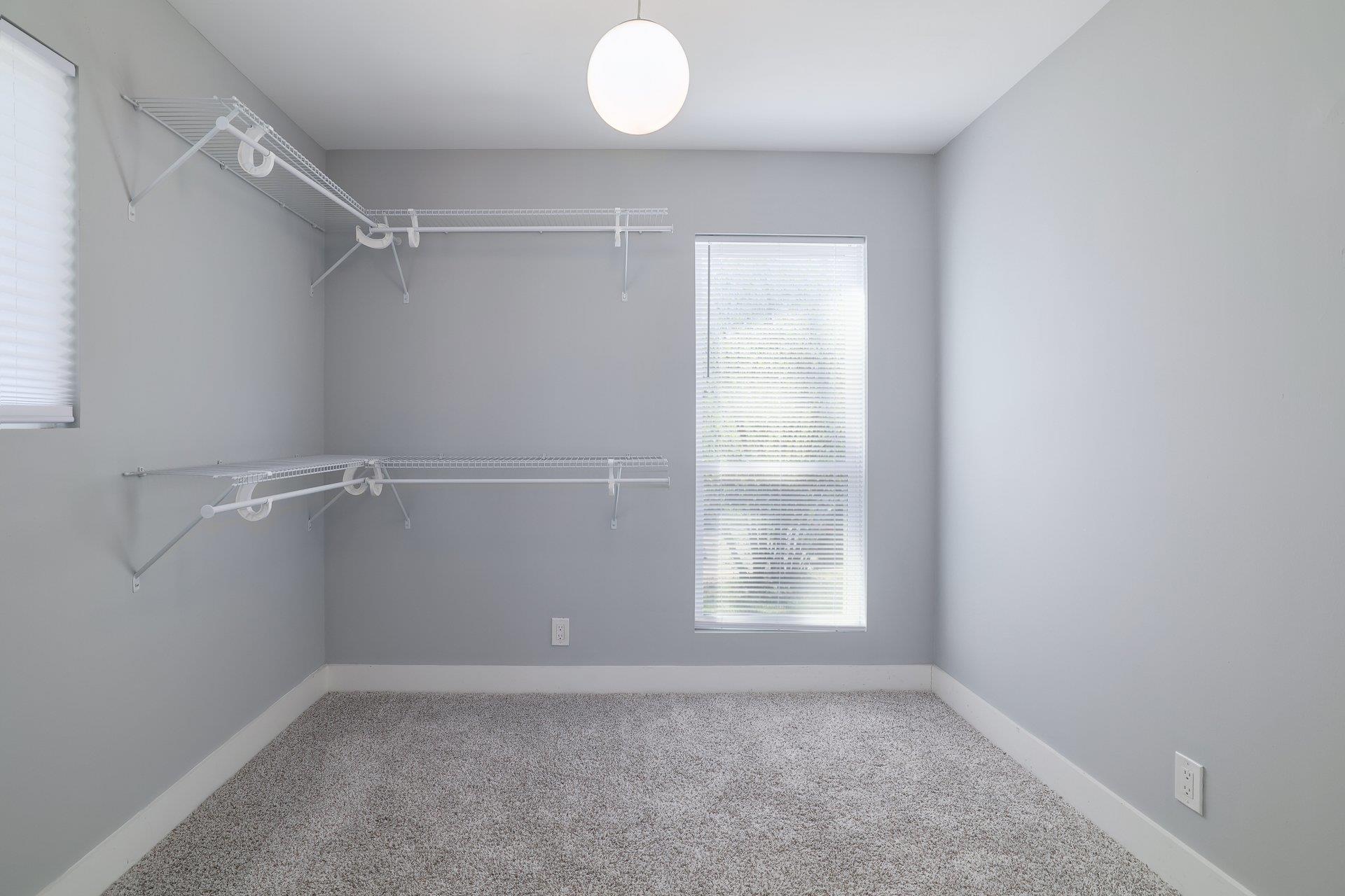 1704 Alleghany DR