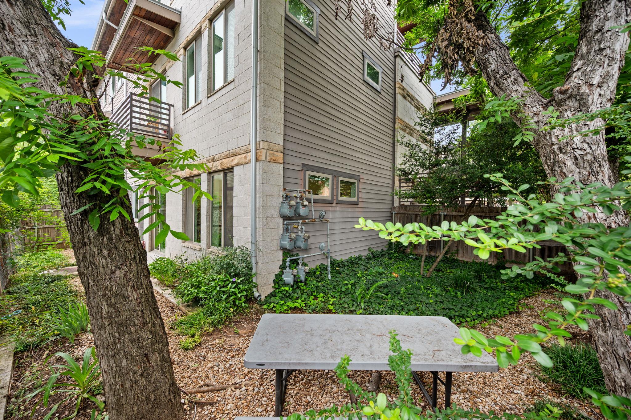 1504 Collier ST # 7
