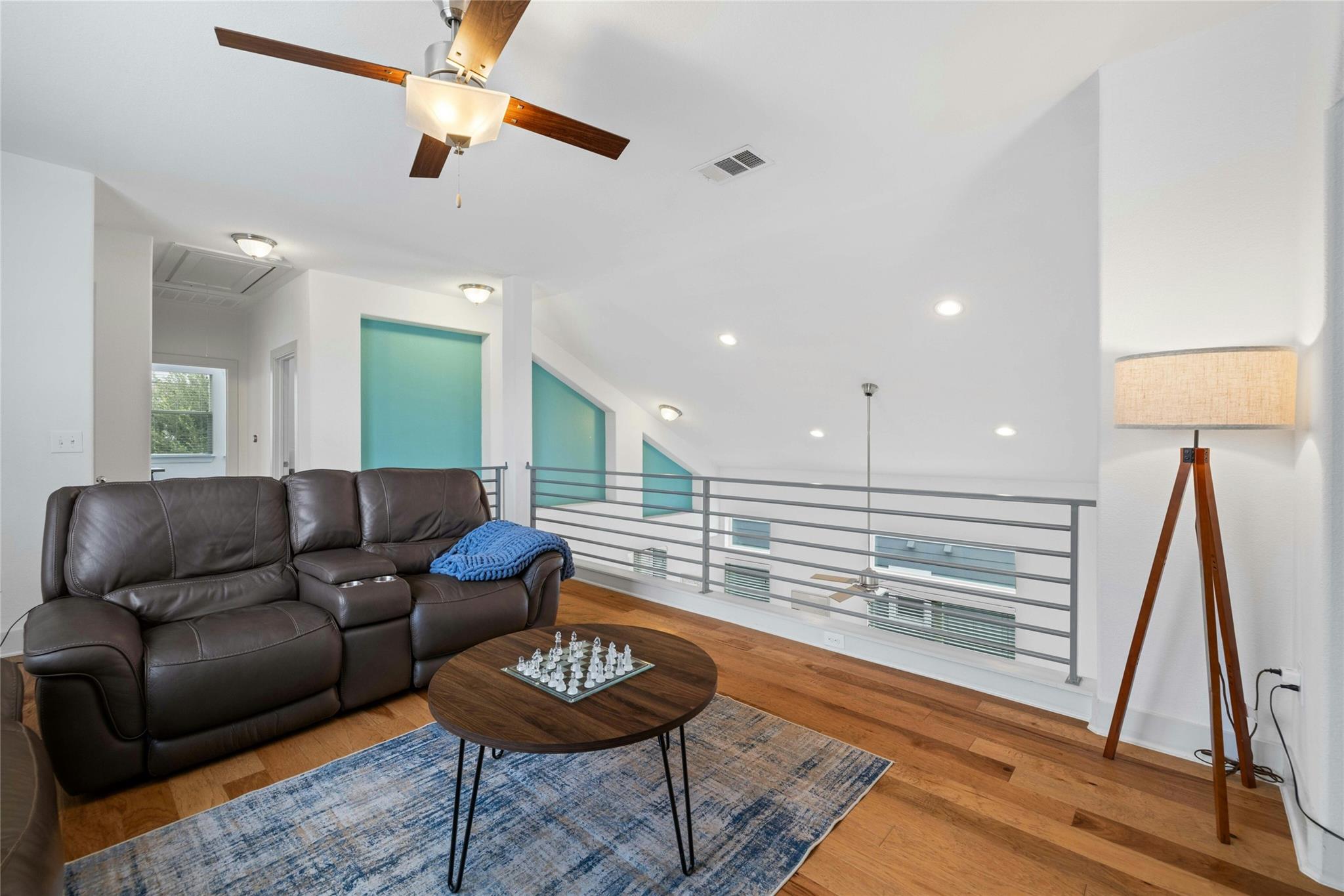 2313 Capulet ST