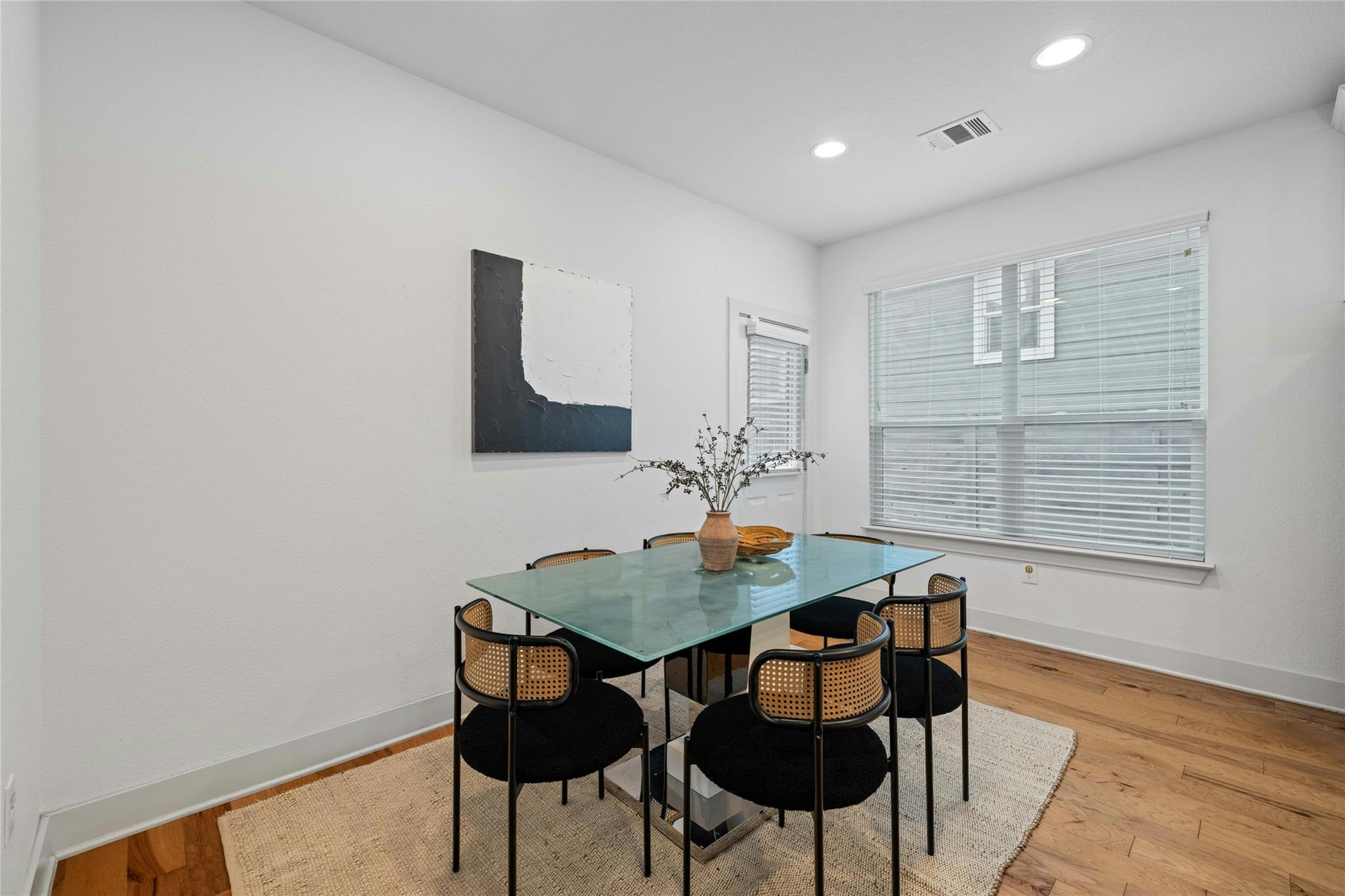 2313 Capulet ST