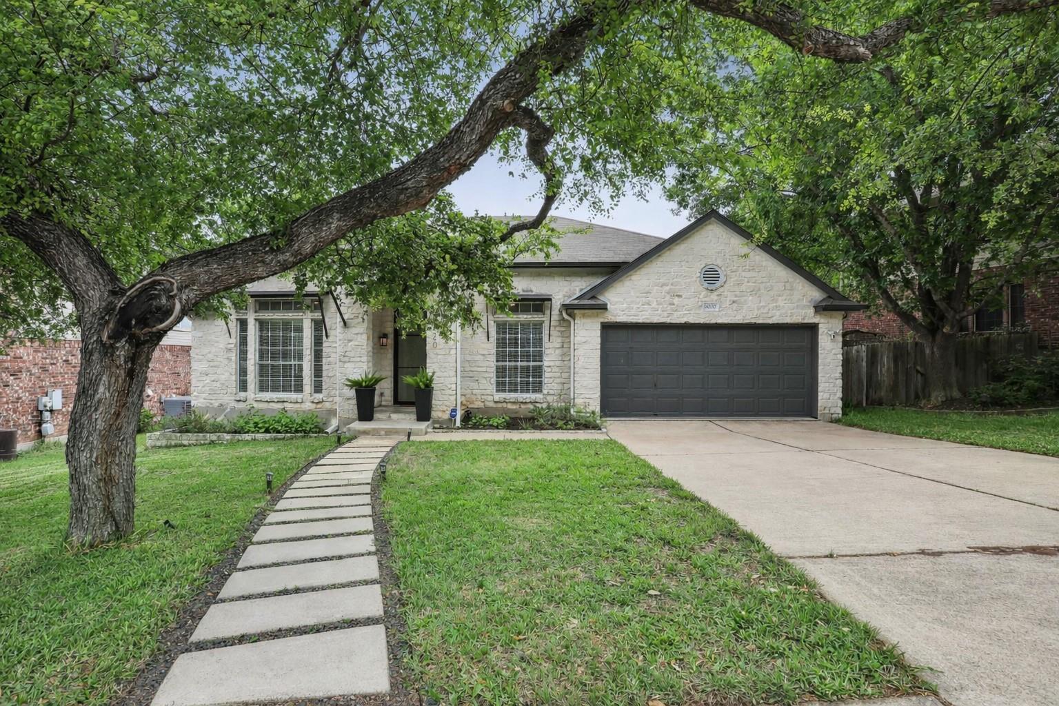 6220 Harrogate DR