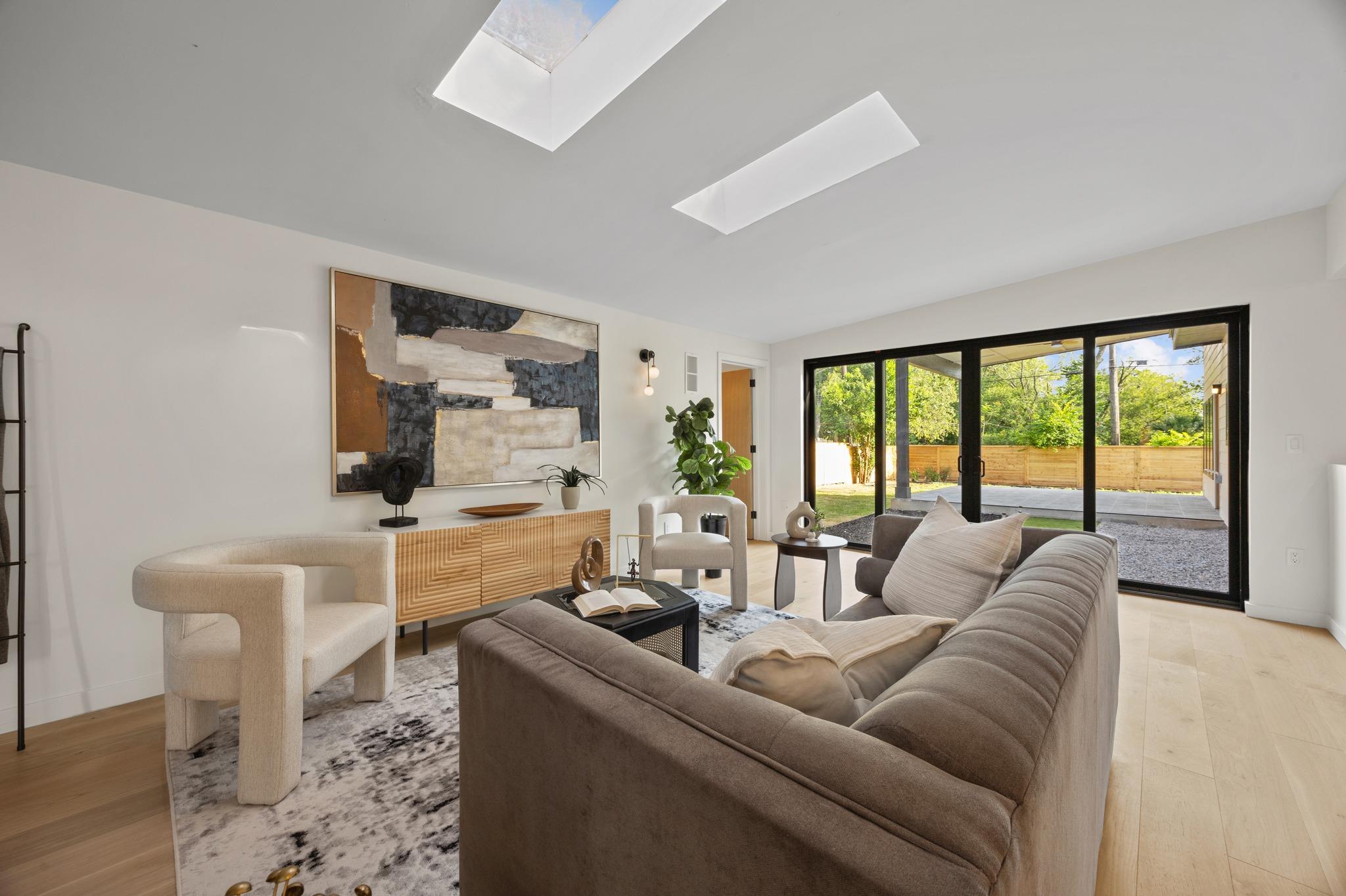 3007 Village DR