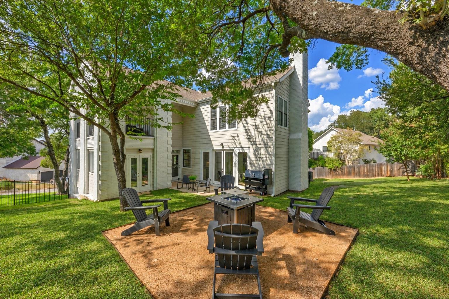 1603 Falcon Ledge DR