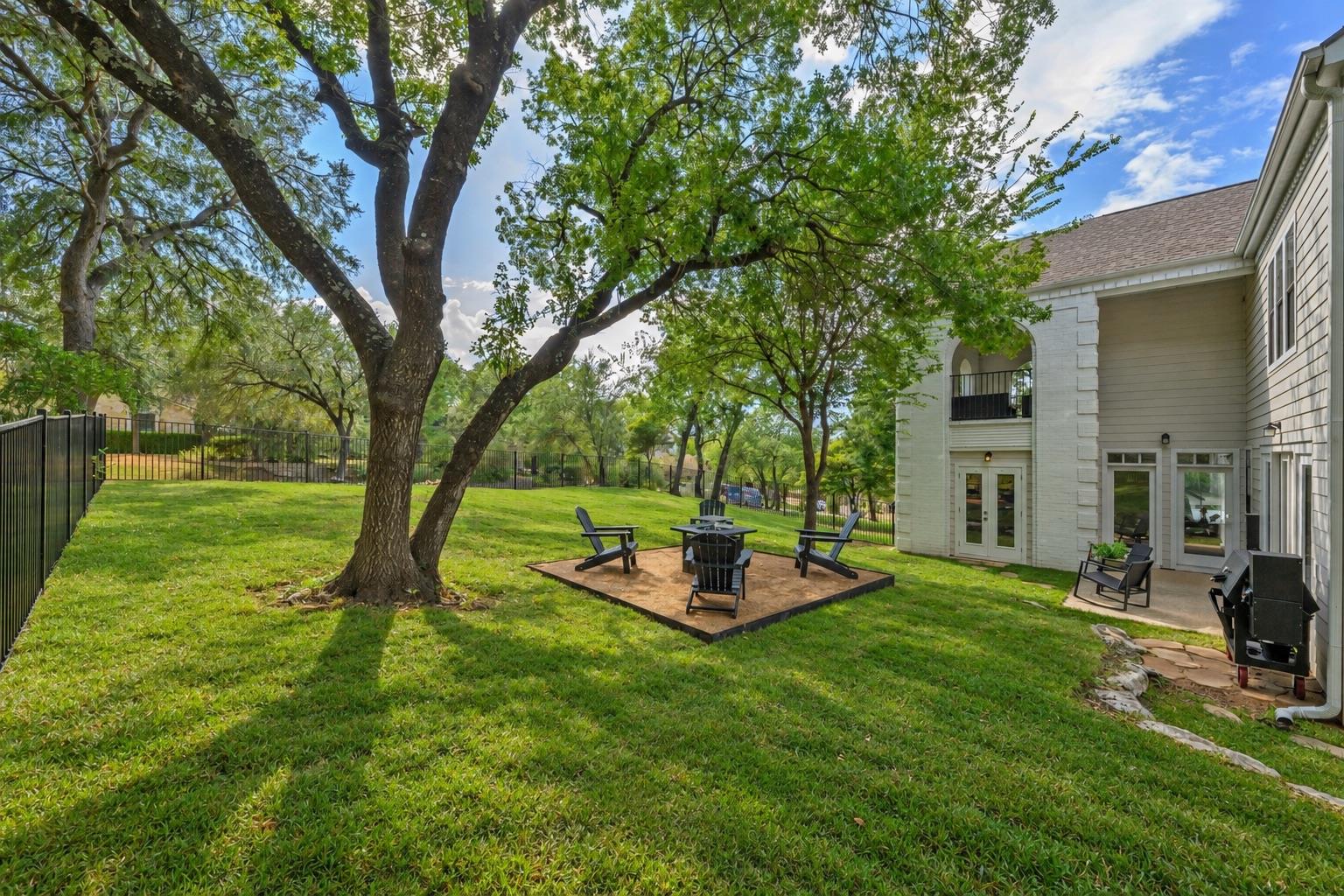 1603 Falcon Ledge DR