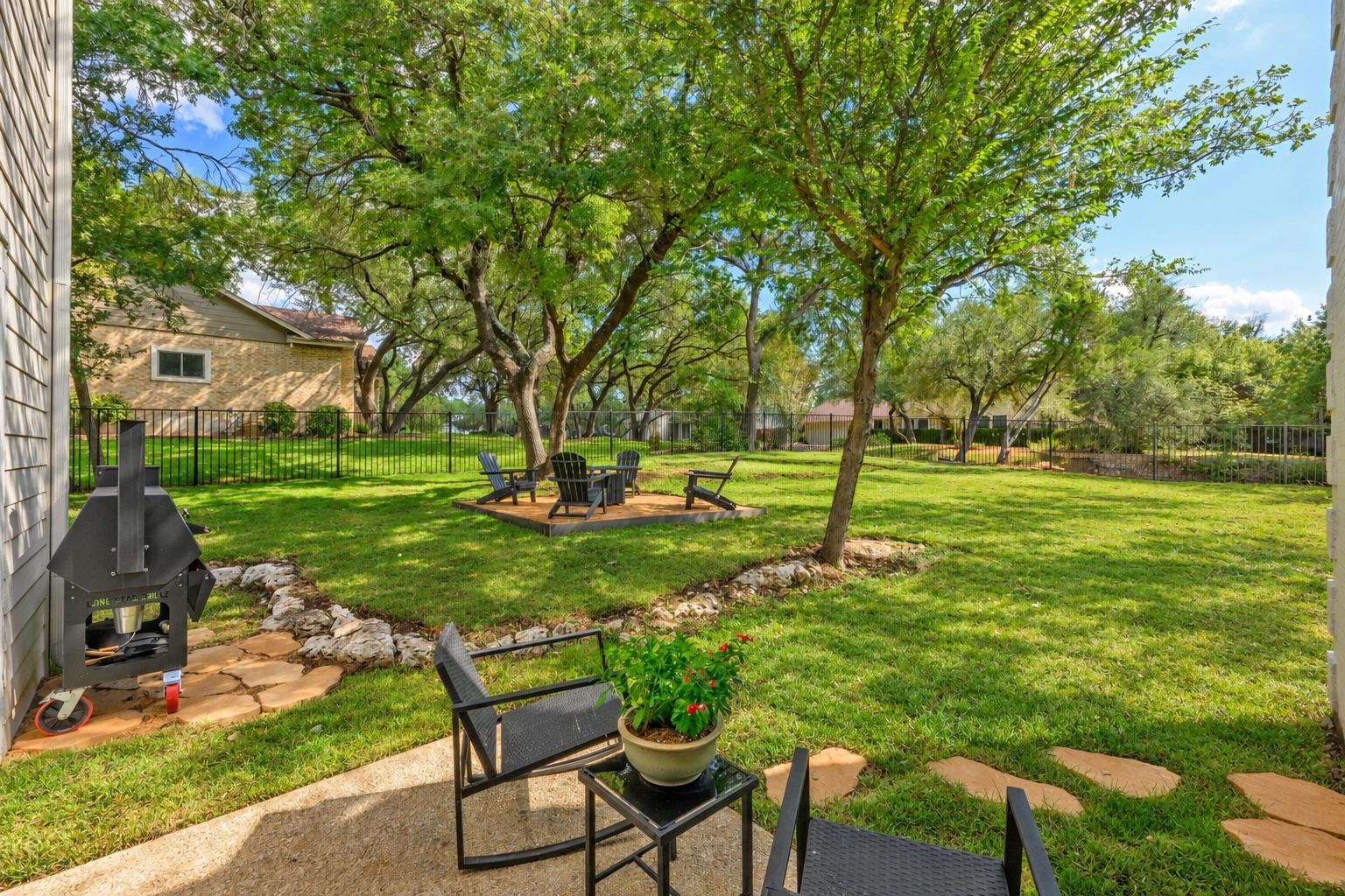 1603 Falcon Ledge DR