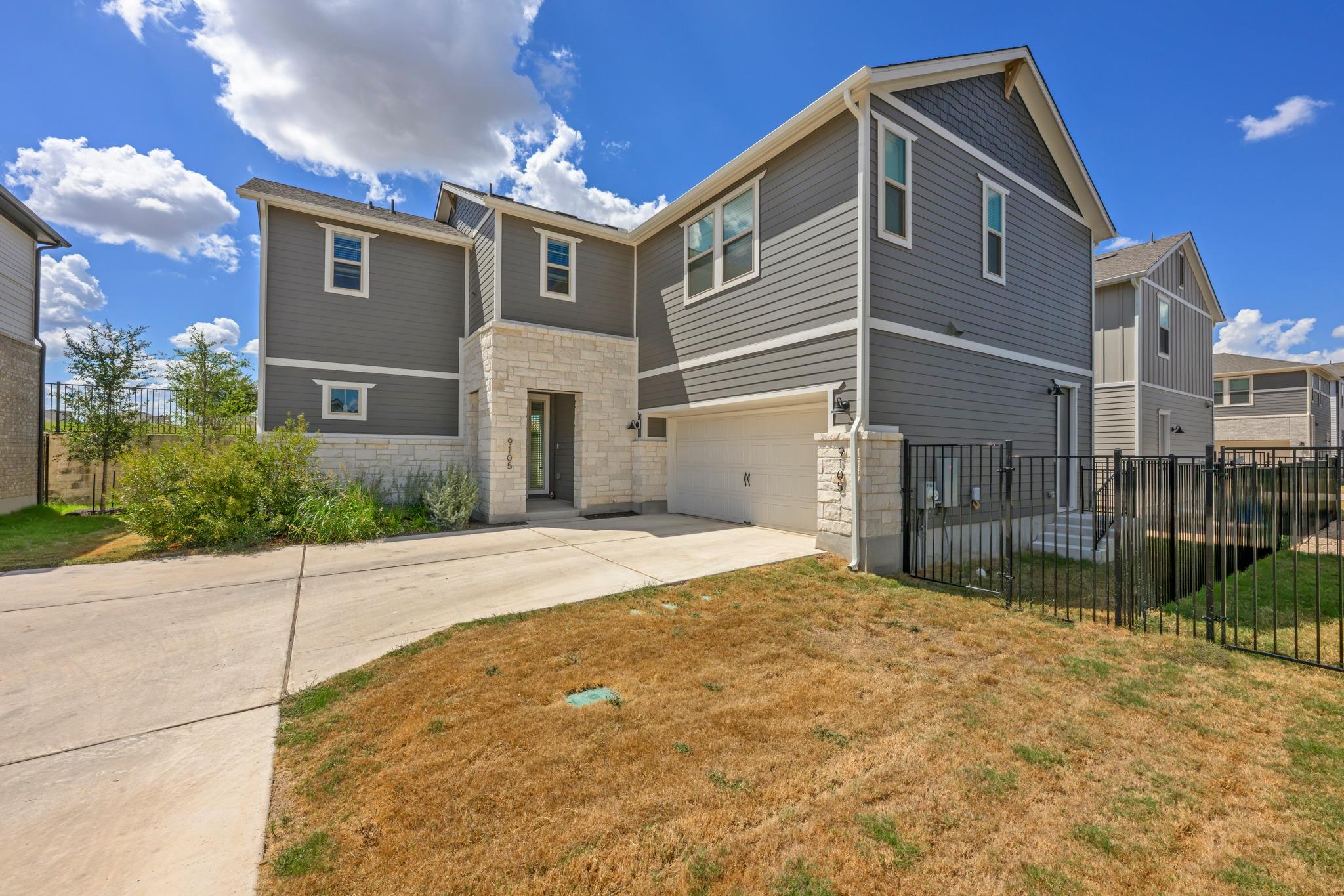 9105 Hamadryas DR